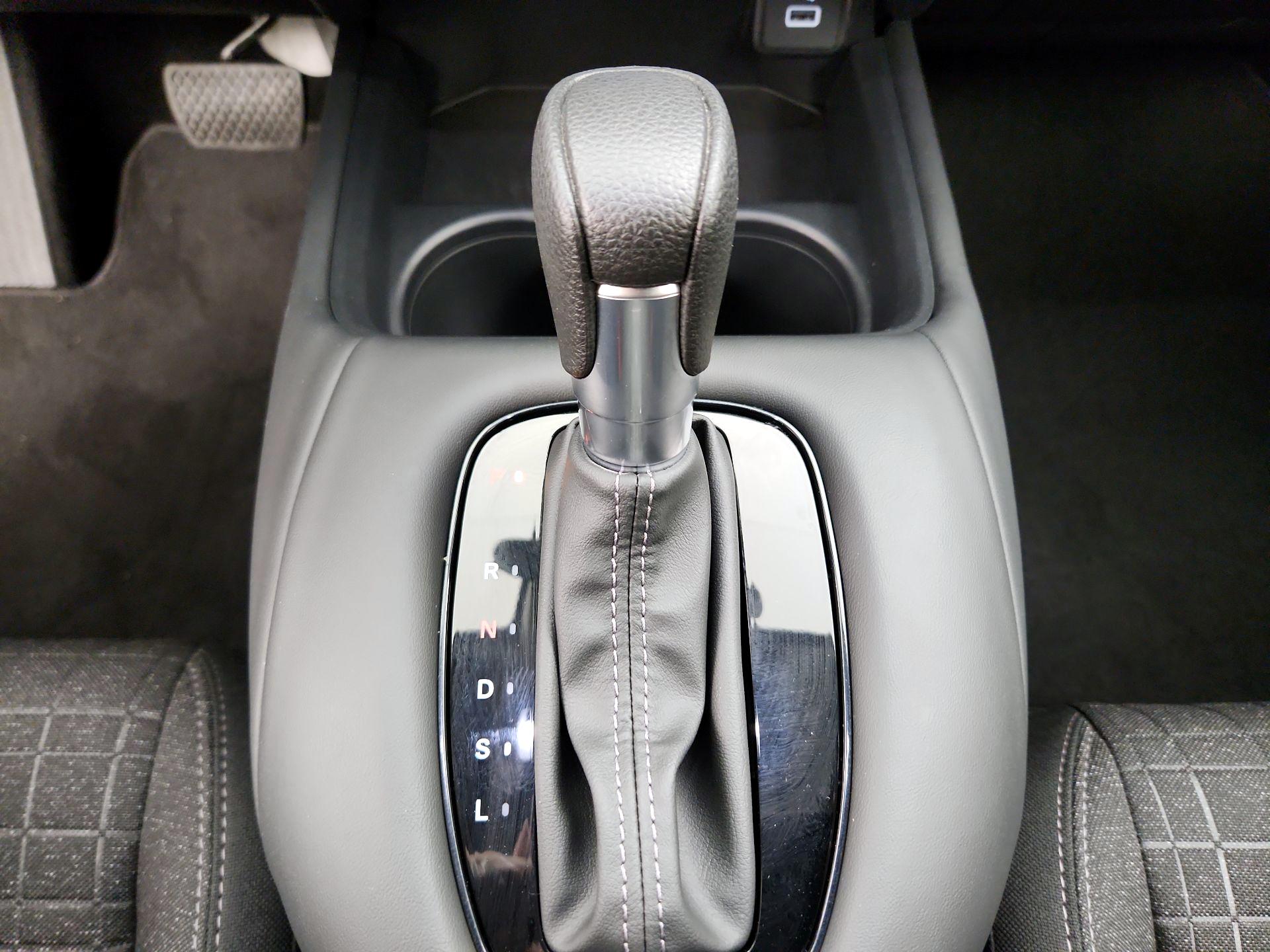 Thumbnail: 2025 Honda HR-V - 17