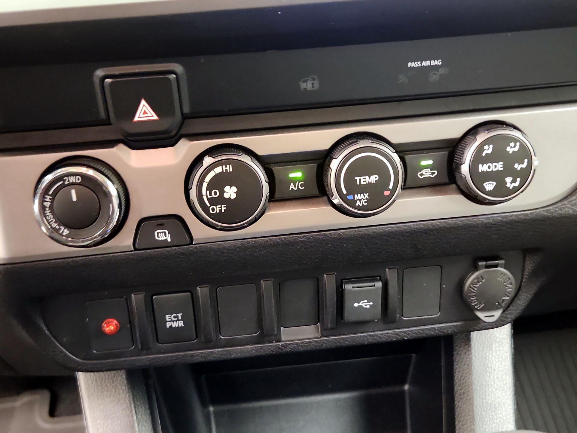 Thumbnail: 2021 Toyota Tacoma - 16