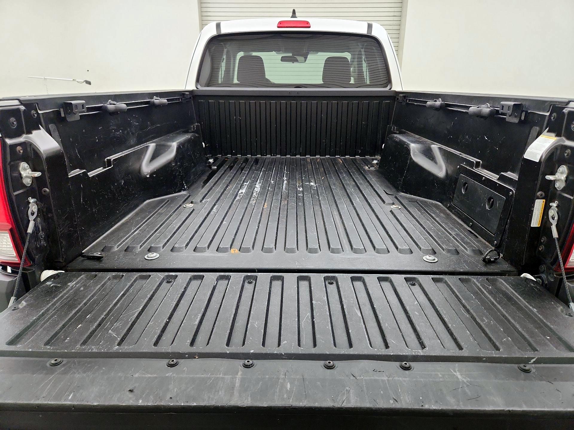 Thumbnail: 2021 Toyota Tacoma - 20