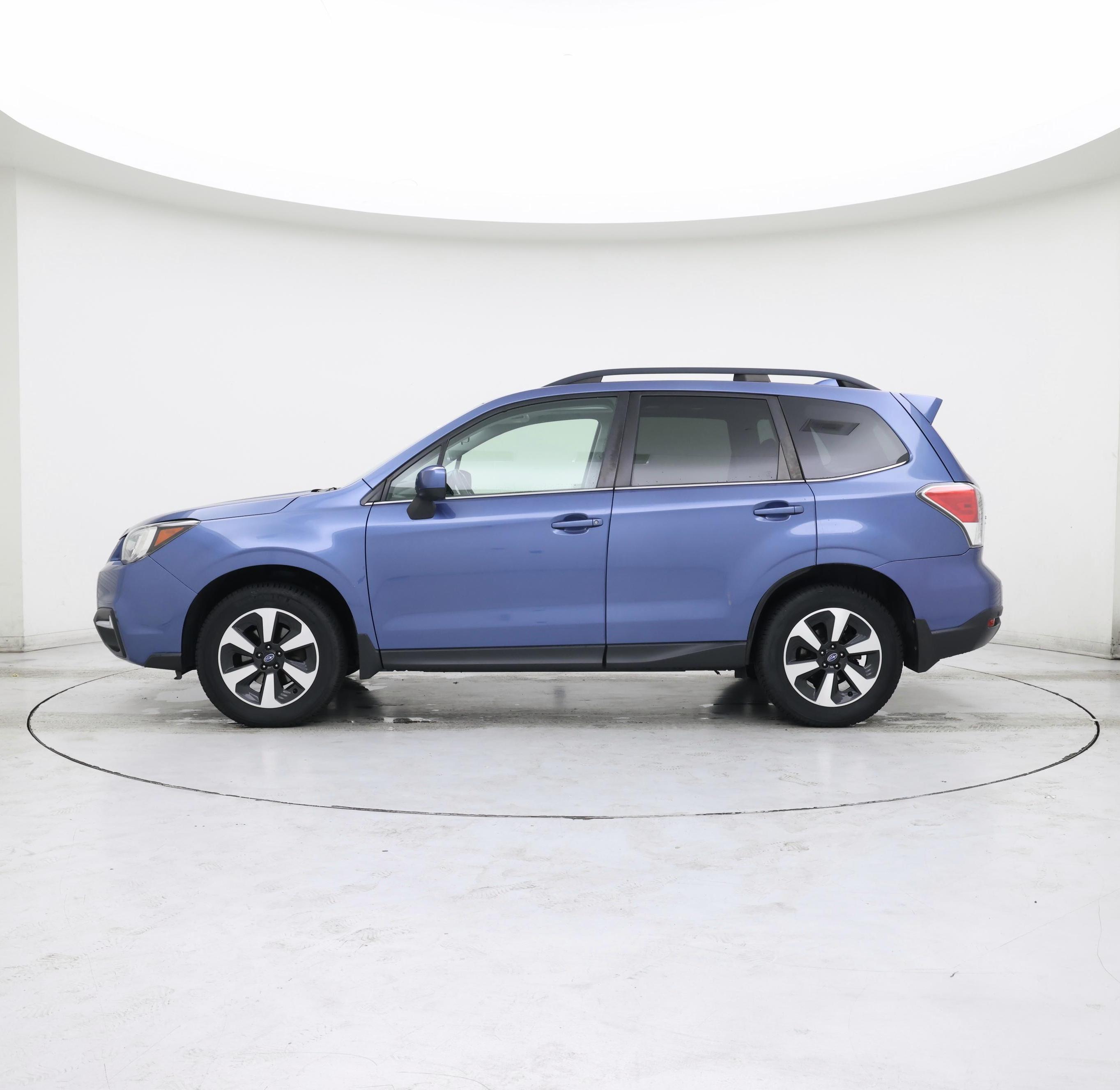 Thumbnail: 2017 Subaru Forester - 3