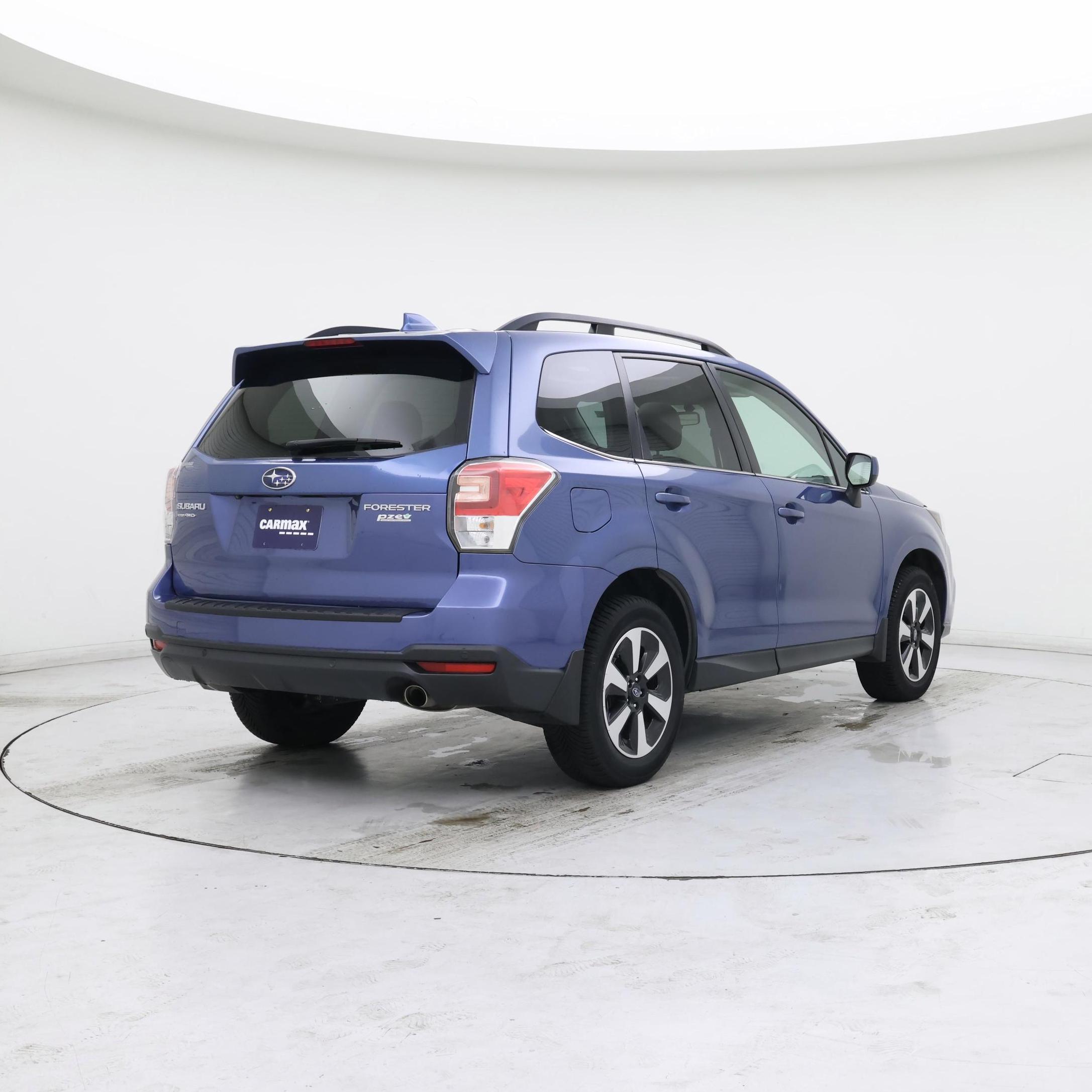 Thumbnail: 2017 Subaru Forester - 8