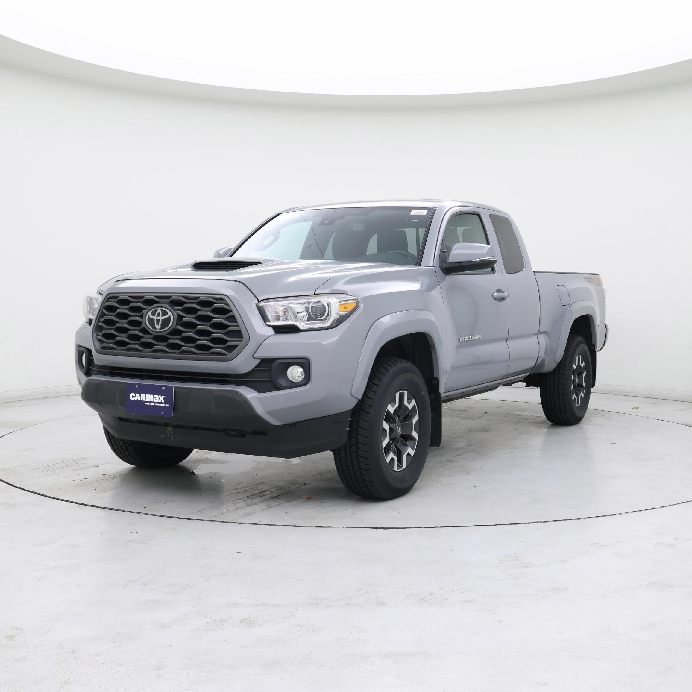 Thumbnail: 2020 Toyota Tacoma - 4