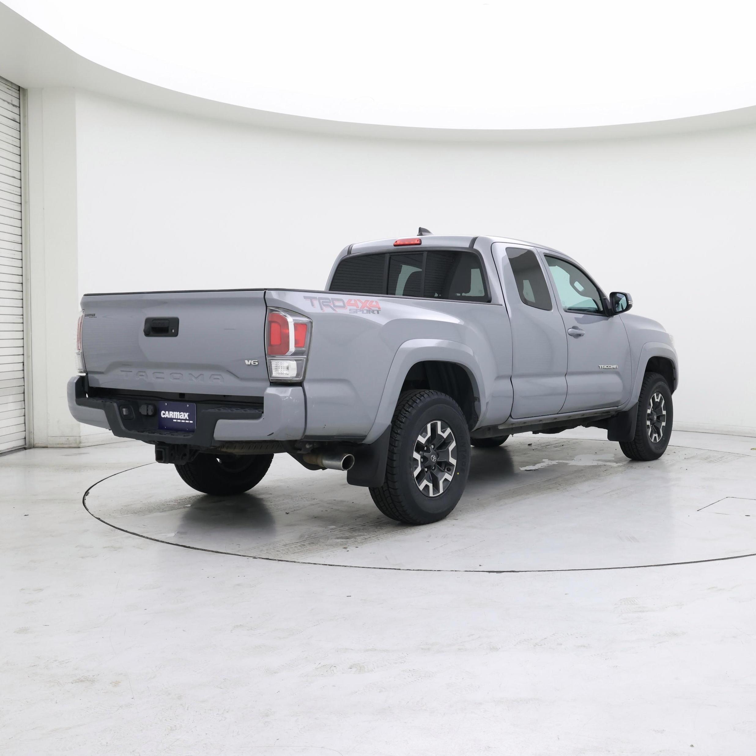 Thumbnail: 2020 Toyota Tacoma - 8