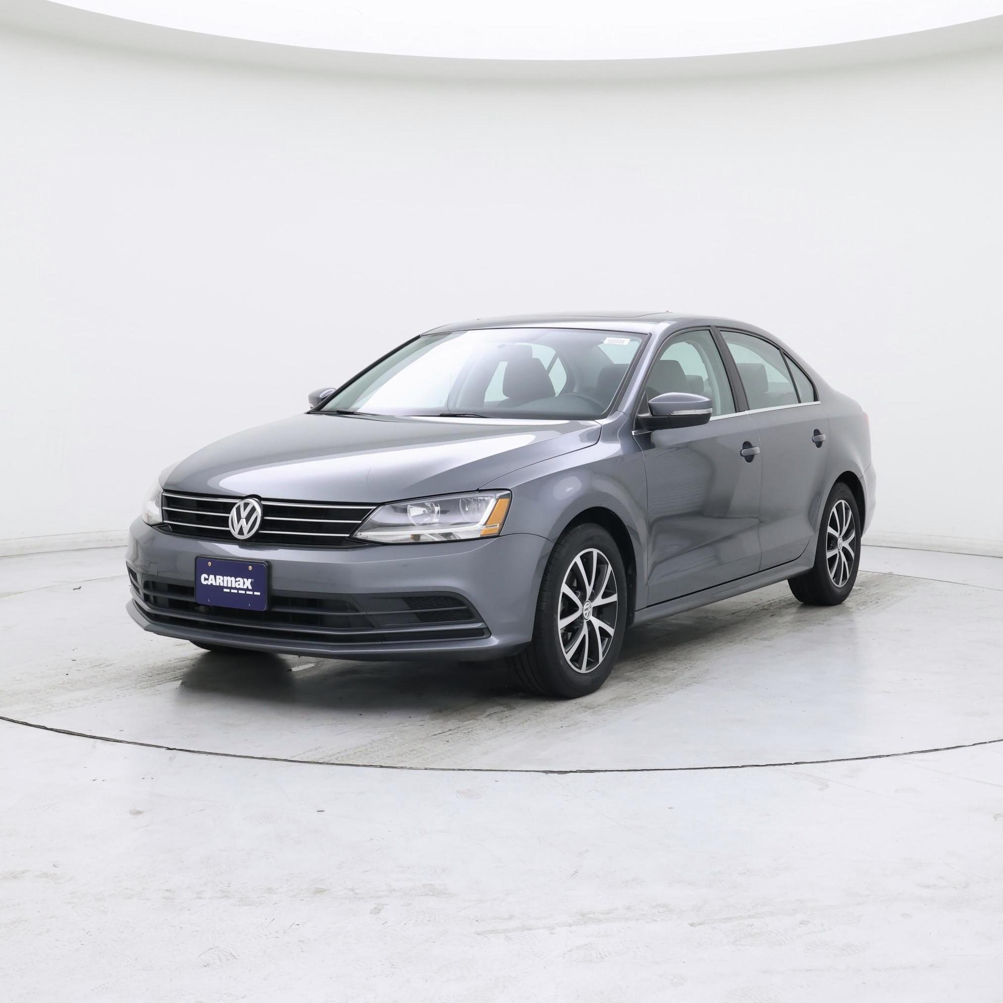 Thumbnail: 2017 Volkswagen Jetta - 4