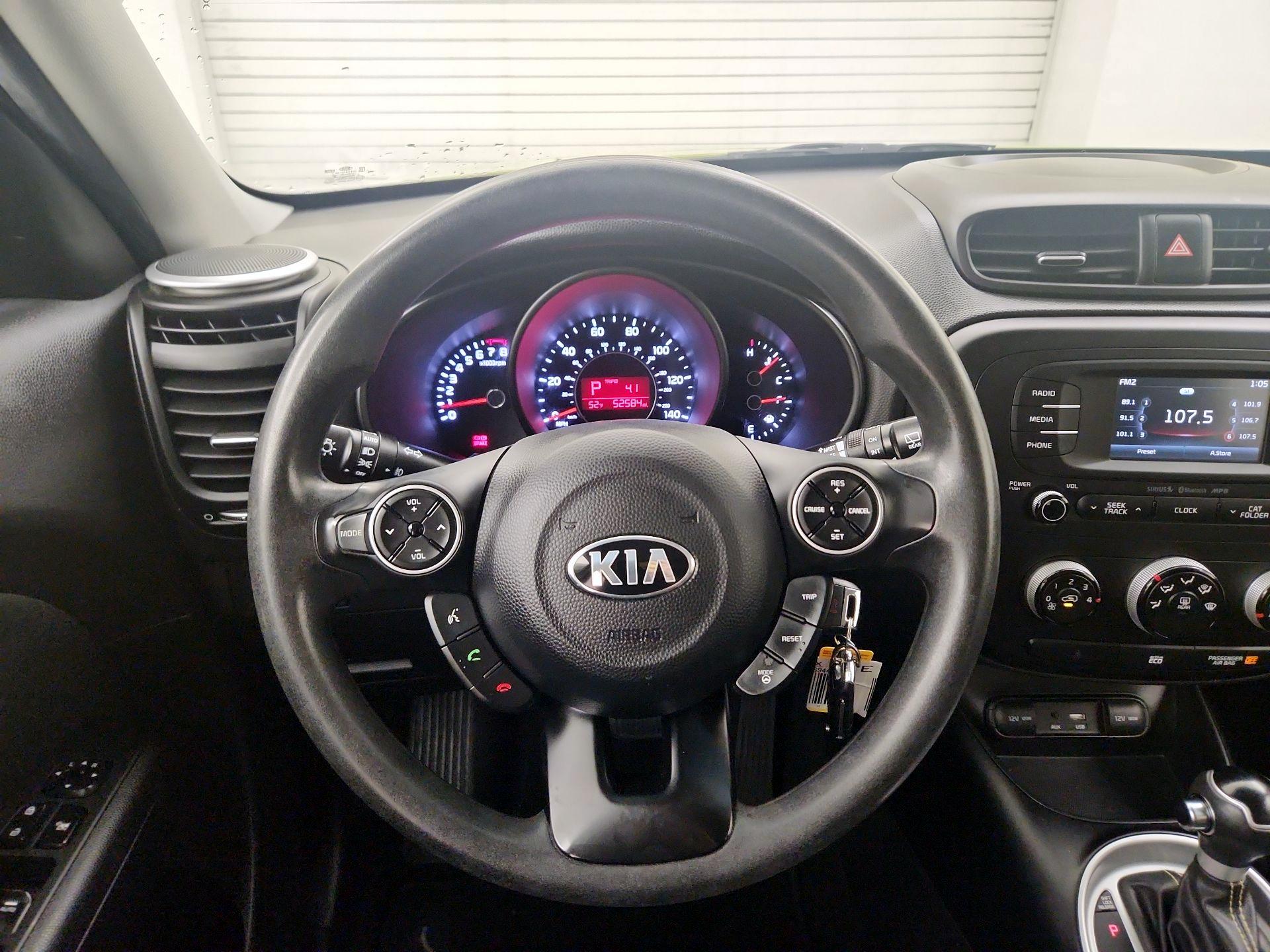 Thumbnail: 2016 Kia Soul - 10