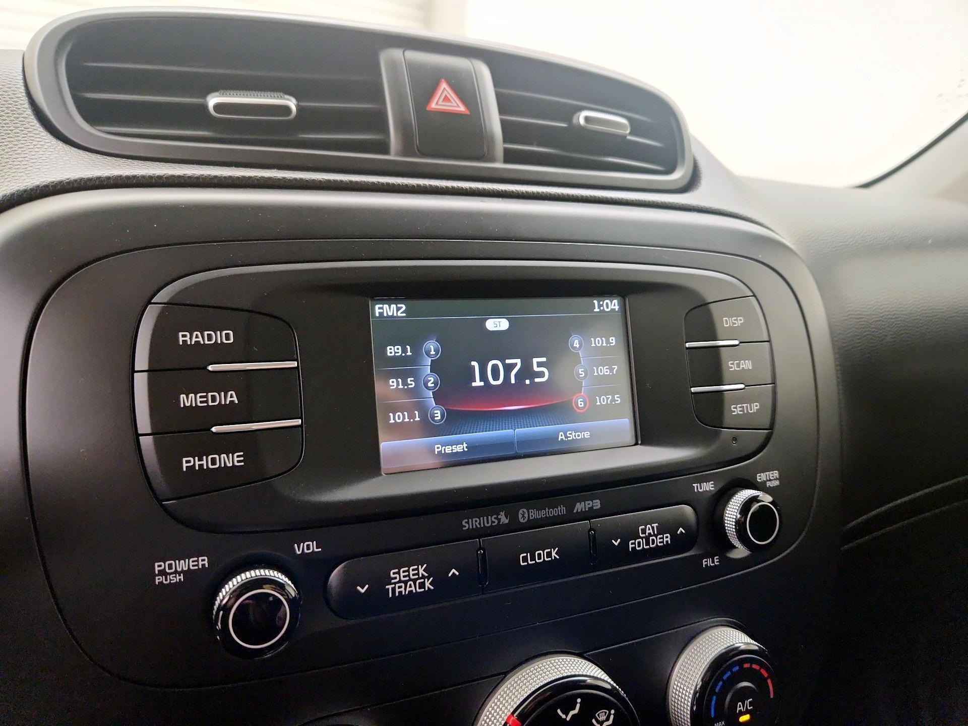 Thumbnail: 2016 Kia Soul - 14