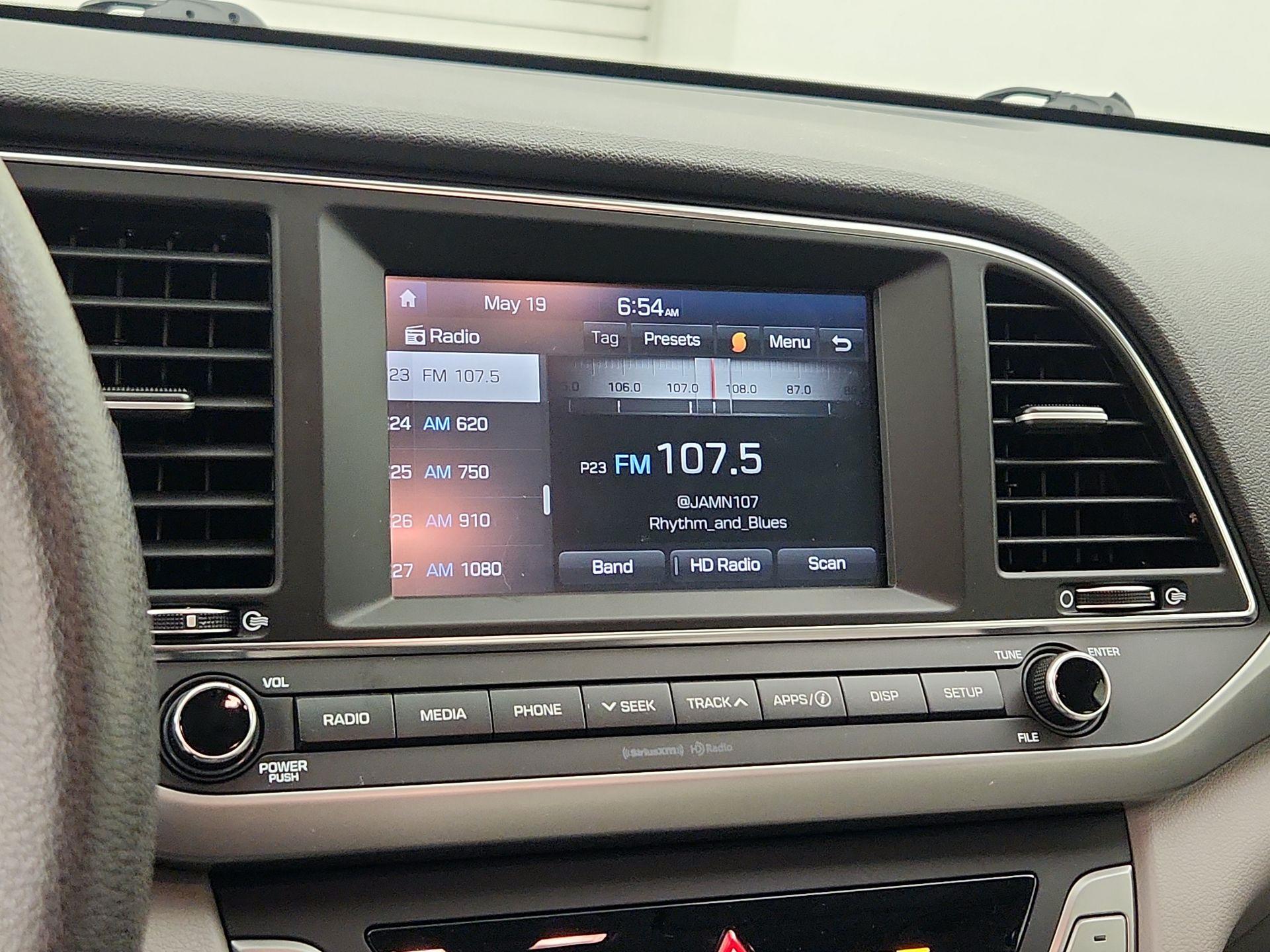 Thumbnail: 2017 Hyundai Elantra - 15