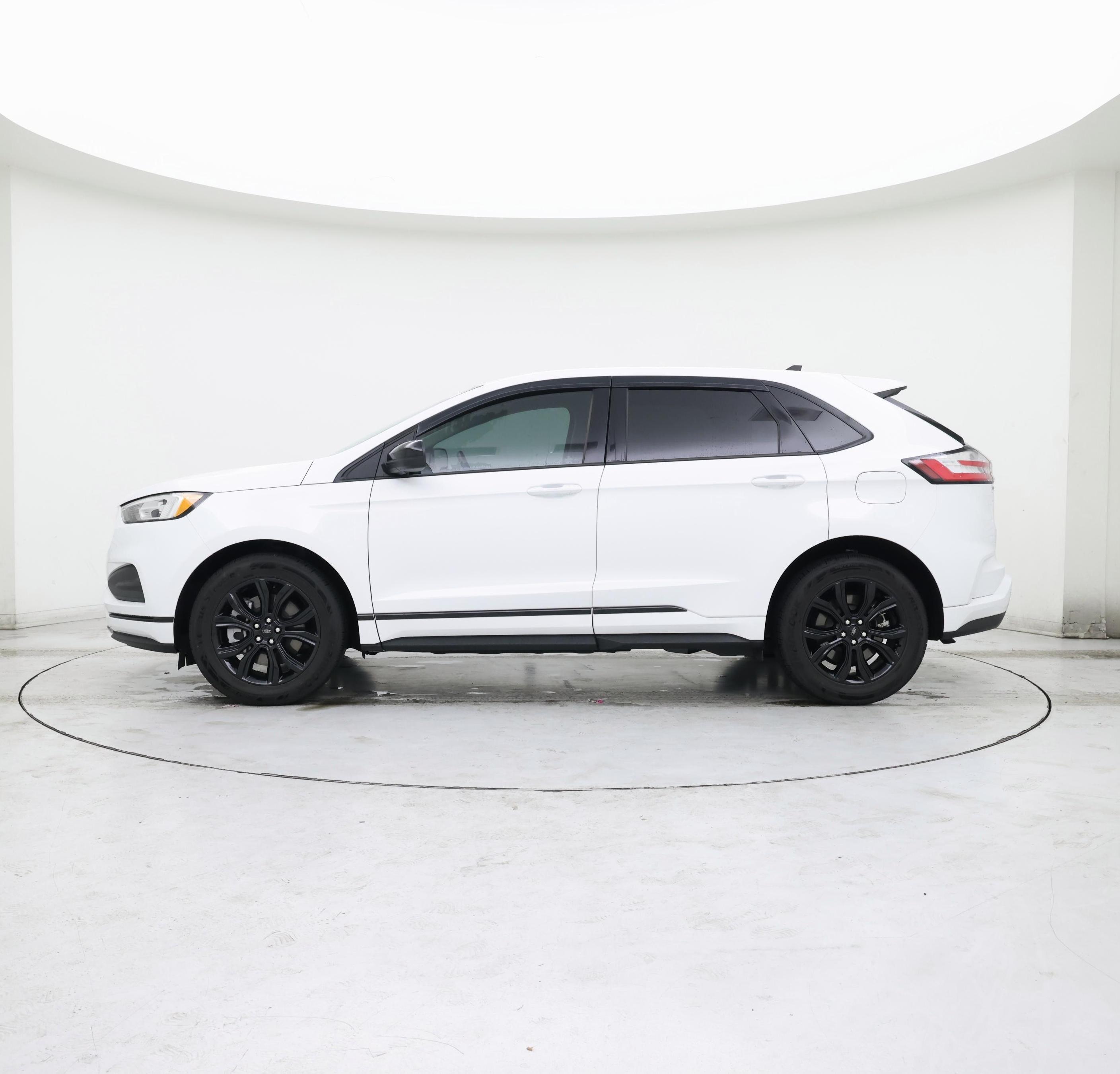 Thumbnail: 2022 Ford Edge - 3
