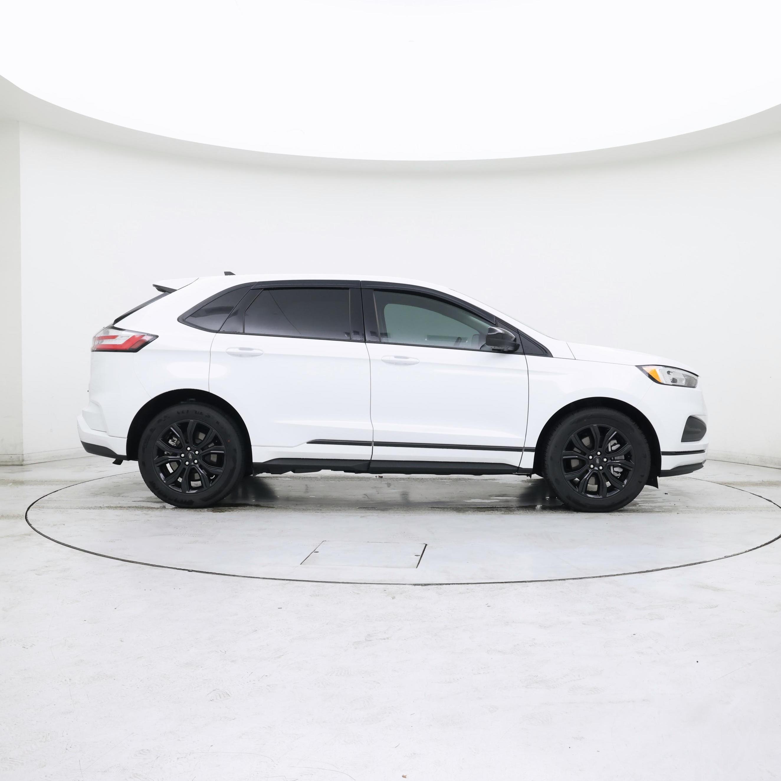 Thumbnail: 2022 Ford Edge - 7