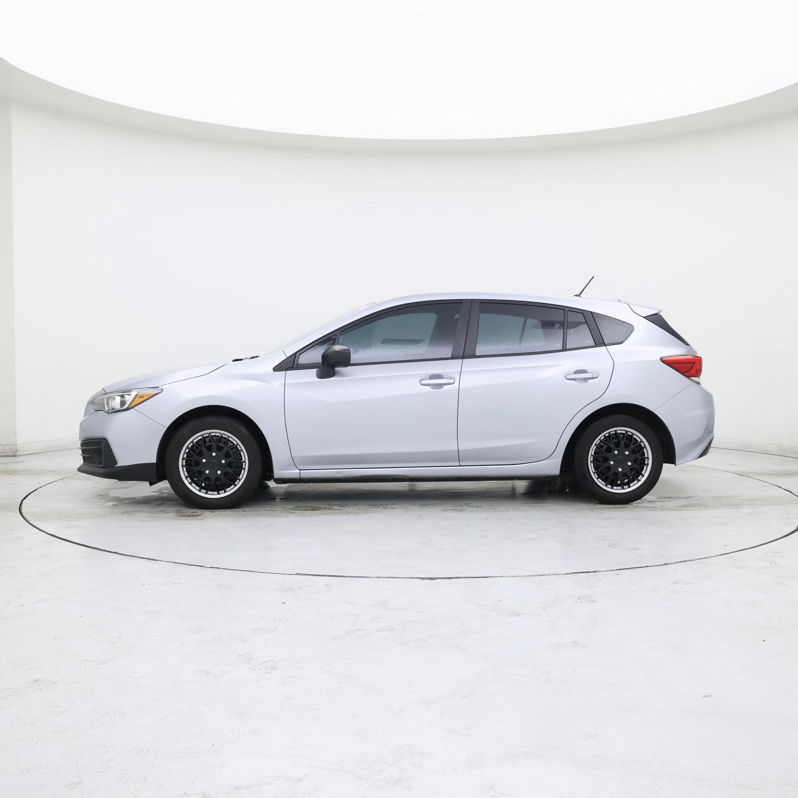 Thumbnail: 2022 Subaru Impreza - 3