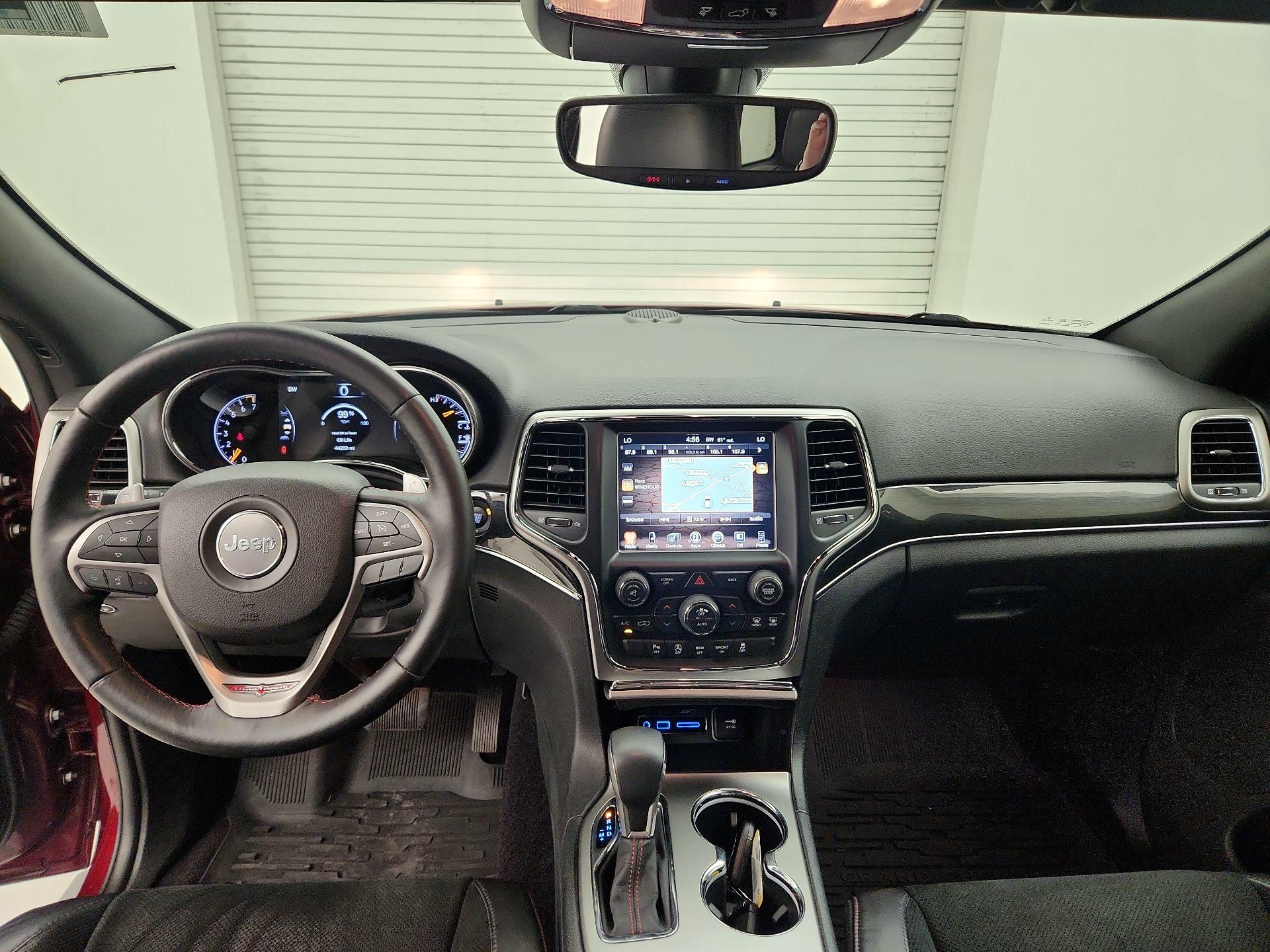 Thumbnail: 2017 Jeep Grand Cherokee - 9