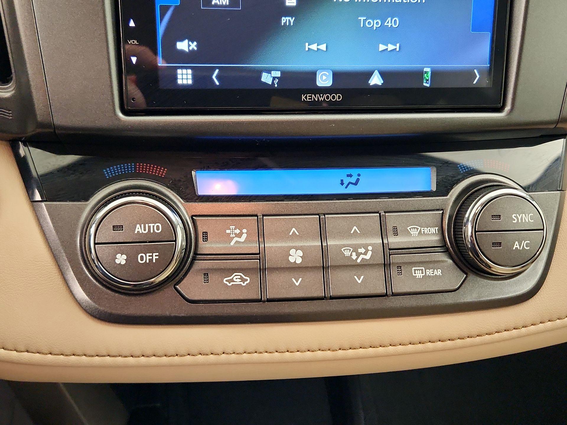 Thumbnail: 2015 Toyota RAV4 - 16