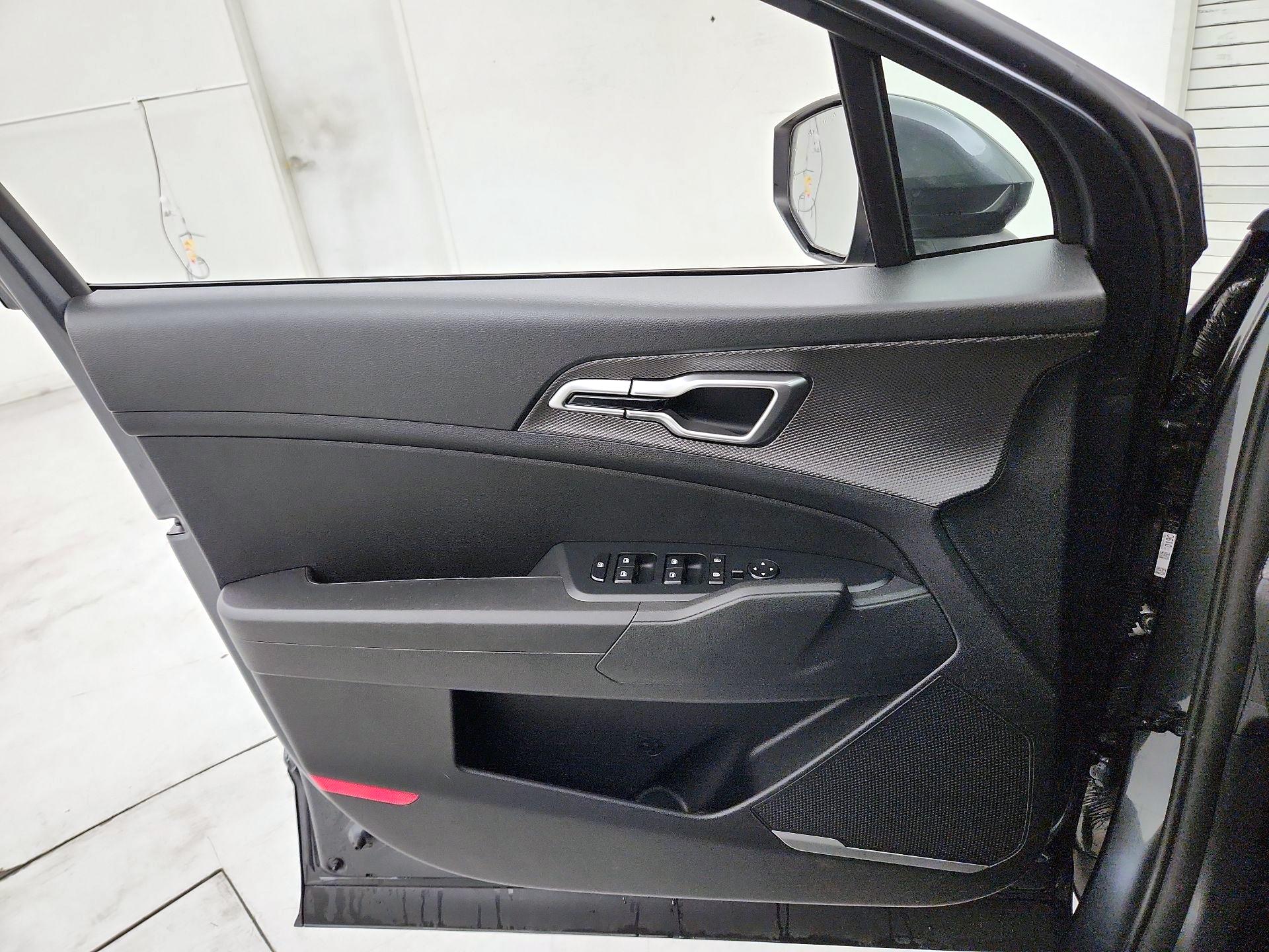 Thumbnail: 2024 Kia Sportage - 12