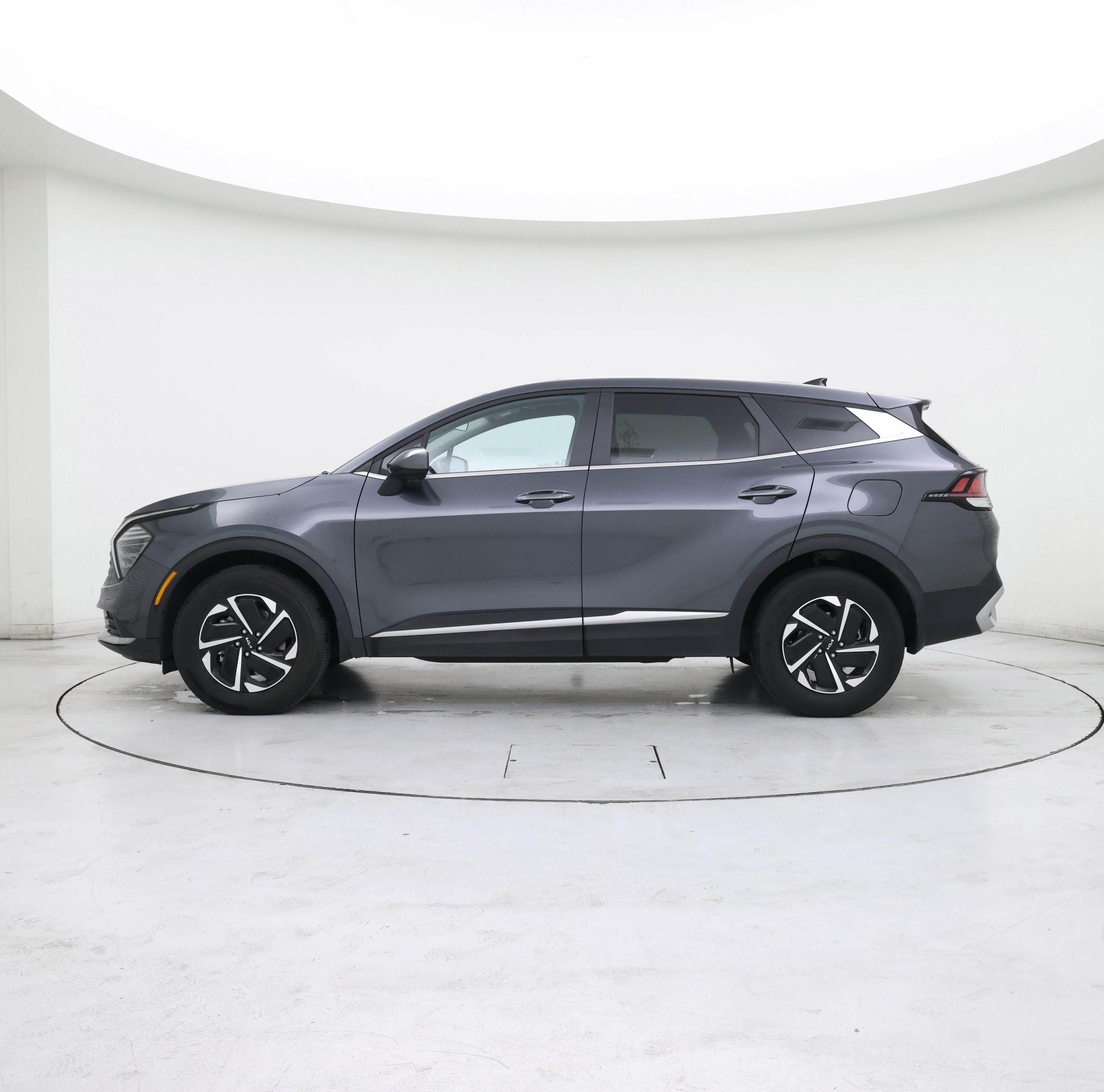 Thumbnail: 2024 Kia Sportage - 3