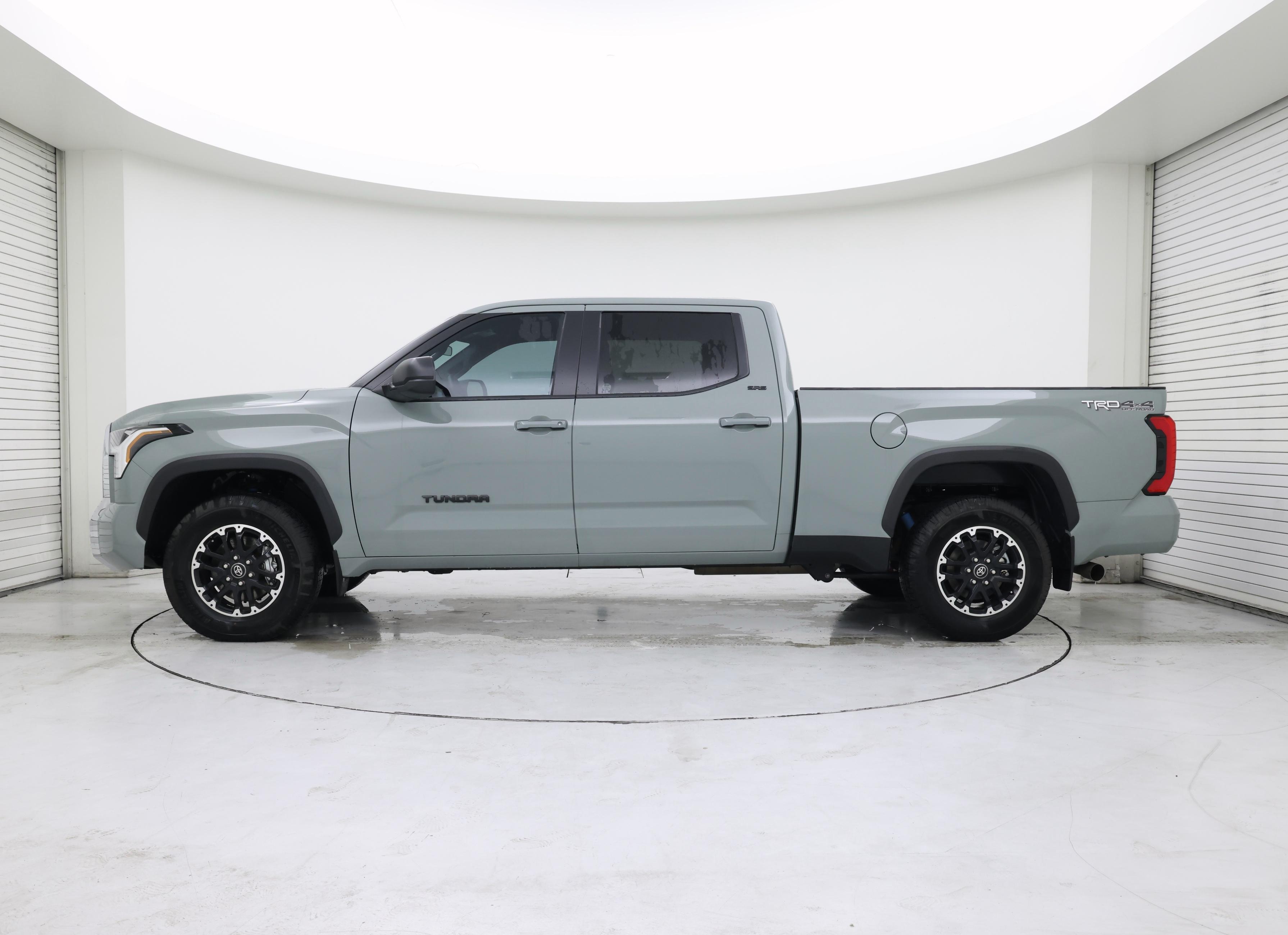 Thumbnail: 2025 Toyota Tundra - 3
