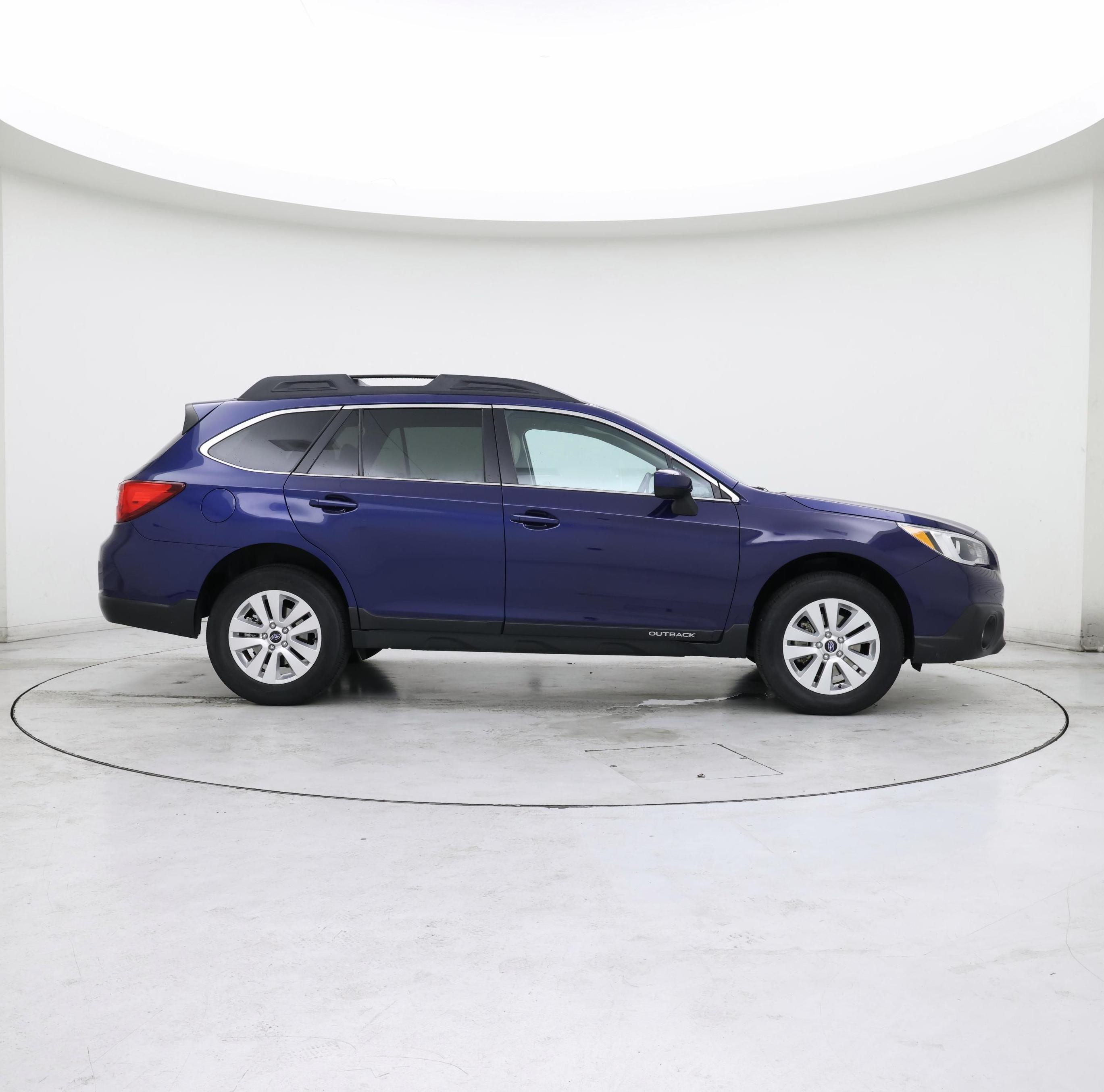Thumbnail: 2016 Subaru Outback - 7