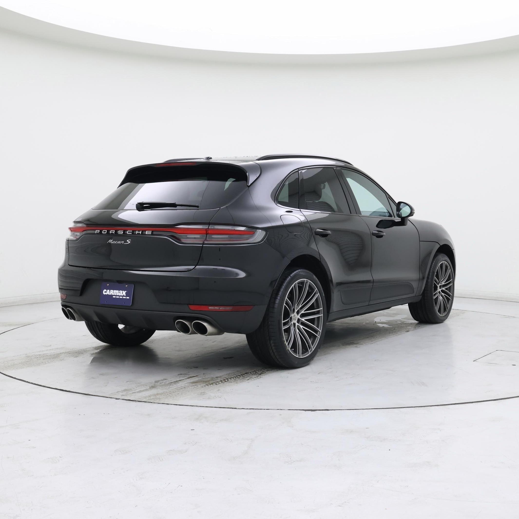 Thumbnail: 2021 Porsche Macan - 8