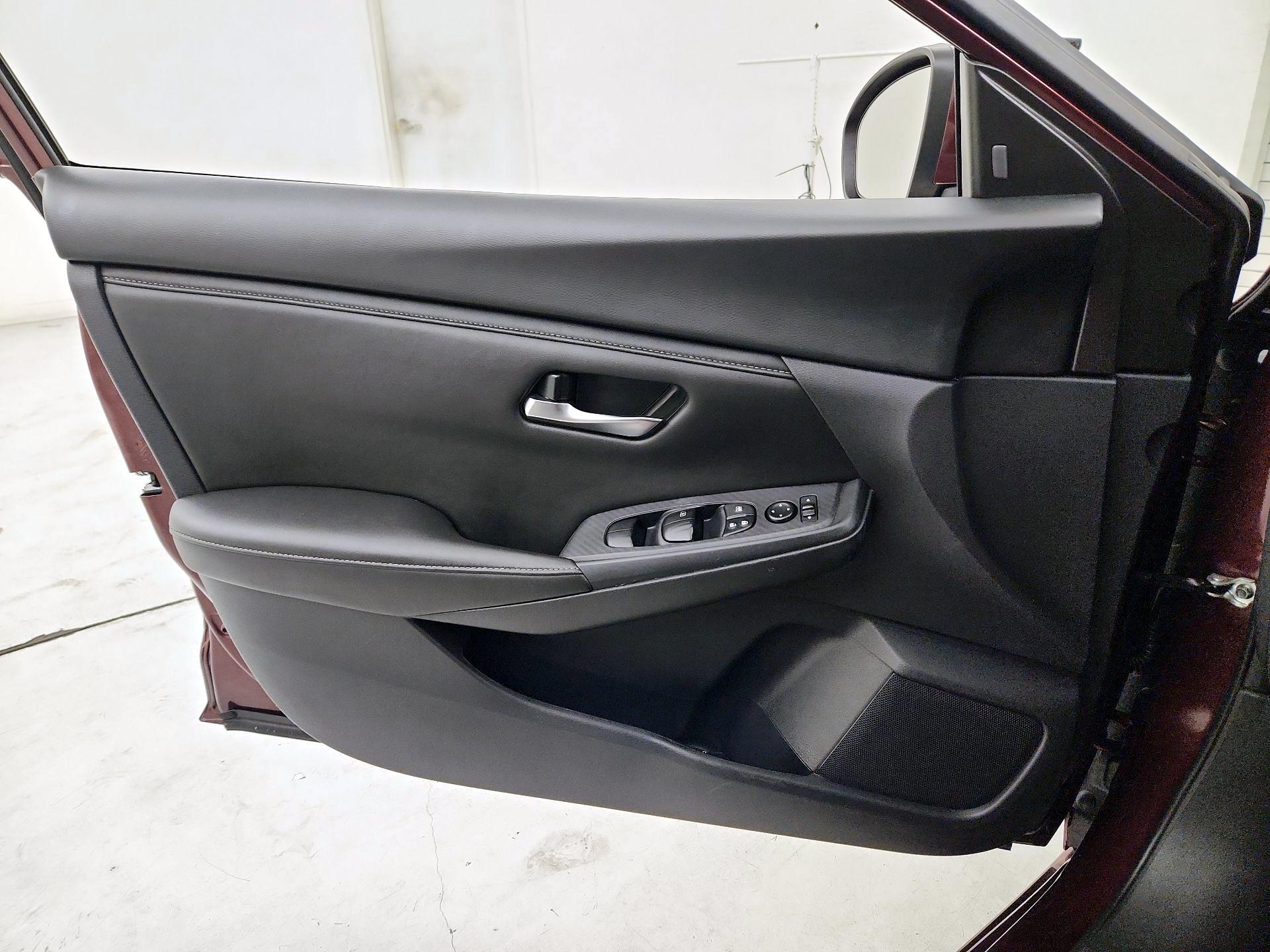 Thumbnail: 2024 Nissan Sentra - 12