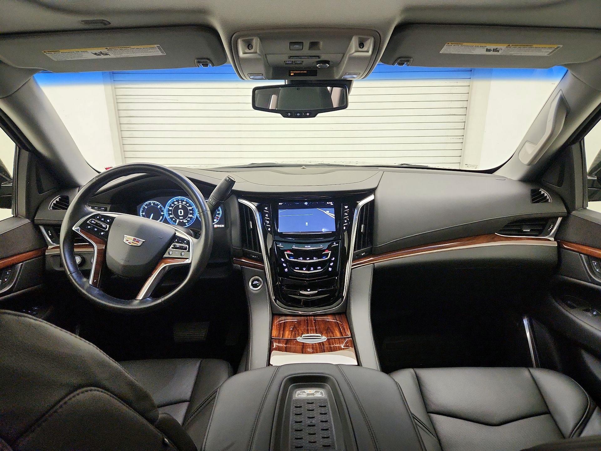 Thumbnail: 2015 Cadillac Escalade - 9