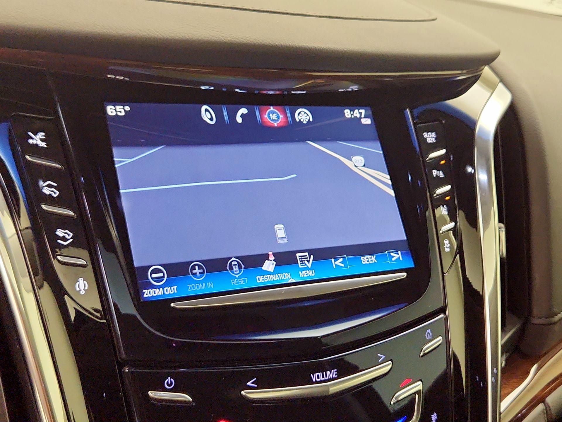 Thumbnail: 2015 Cadillac Escalade - 14