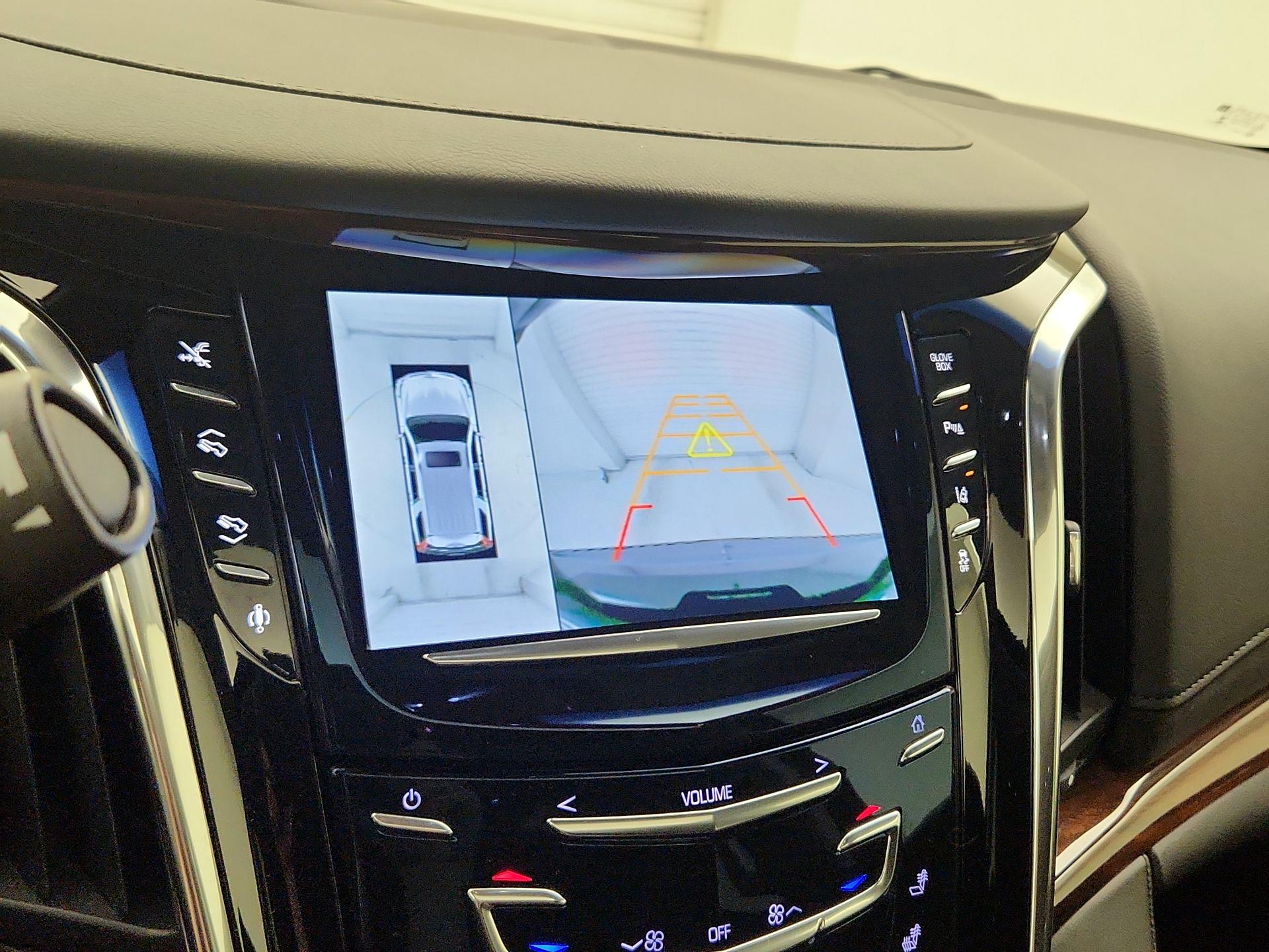 Thumbnail: 2015 Cadillac Escalade - 15