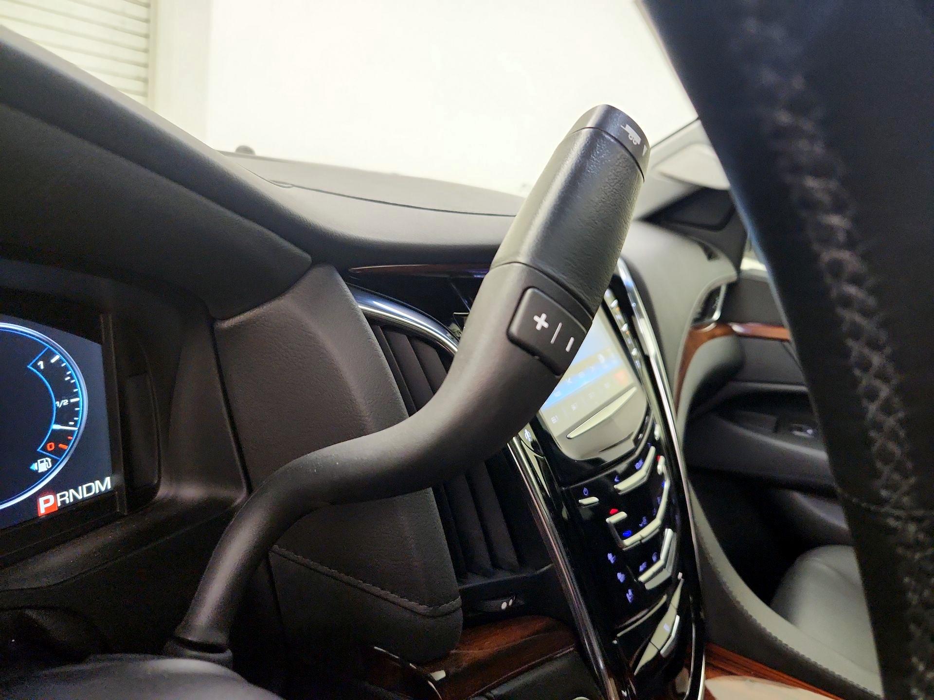 Thumbnail: 2015 Cadillac Escalade - 18