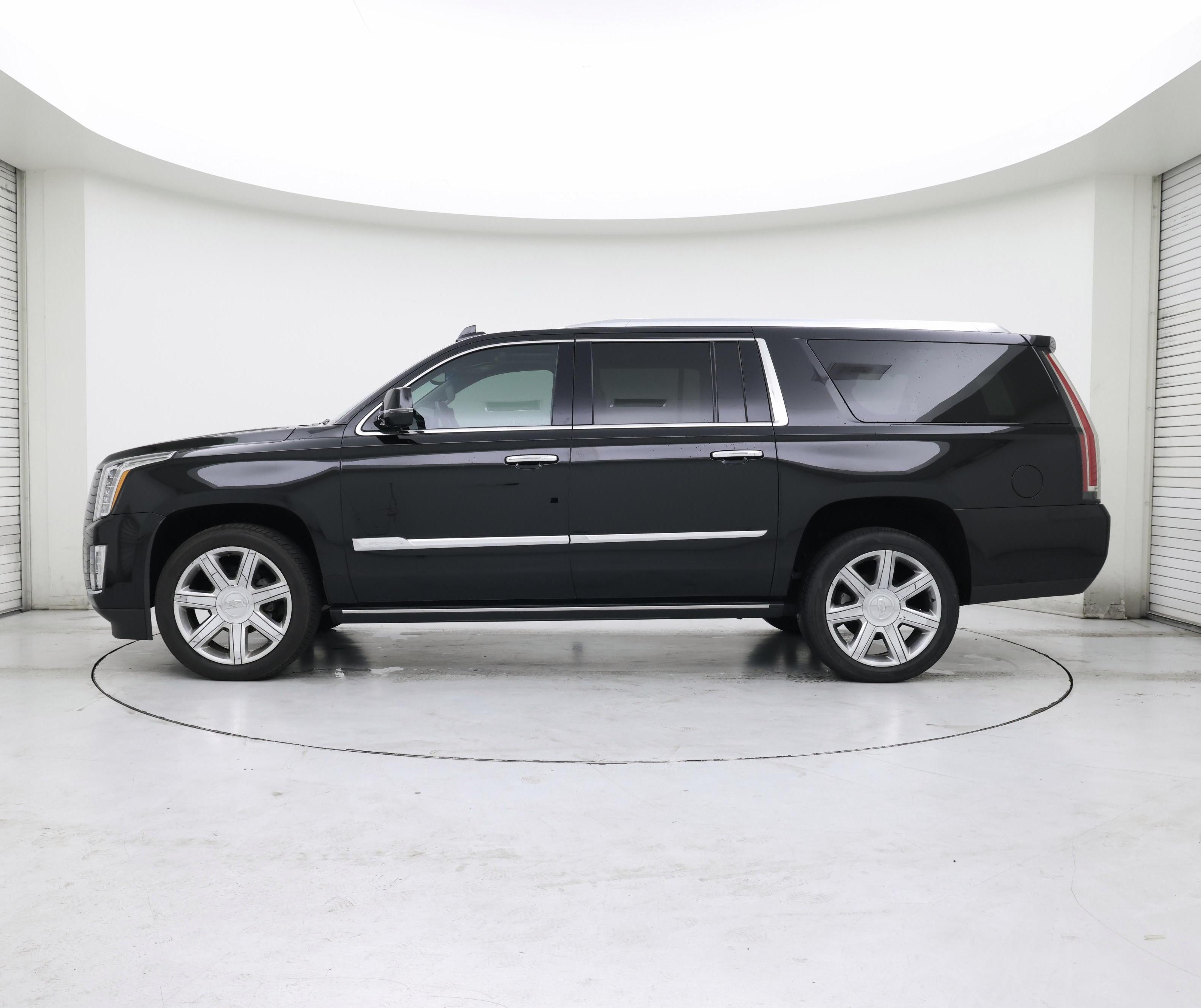 Thumbnail: 2015 Cadillac Escalade - 3
