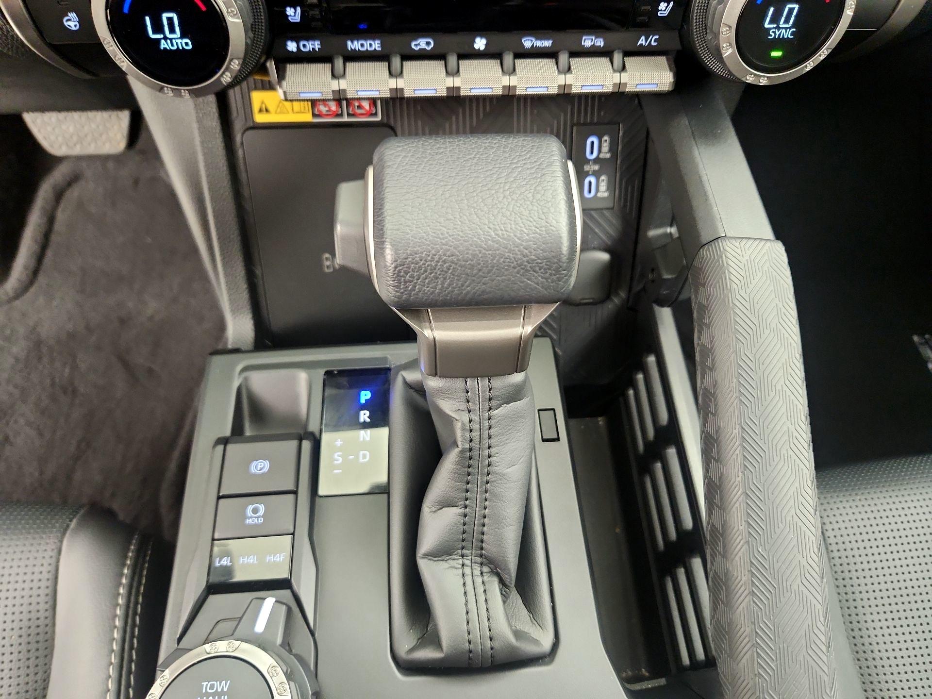 Thumbnail: 2025 Toyota 4Runner - 18