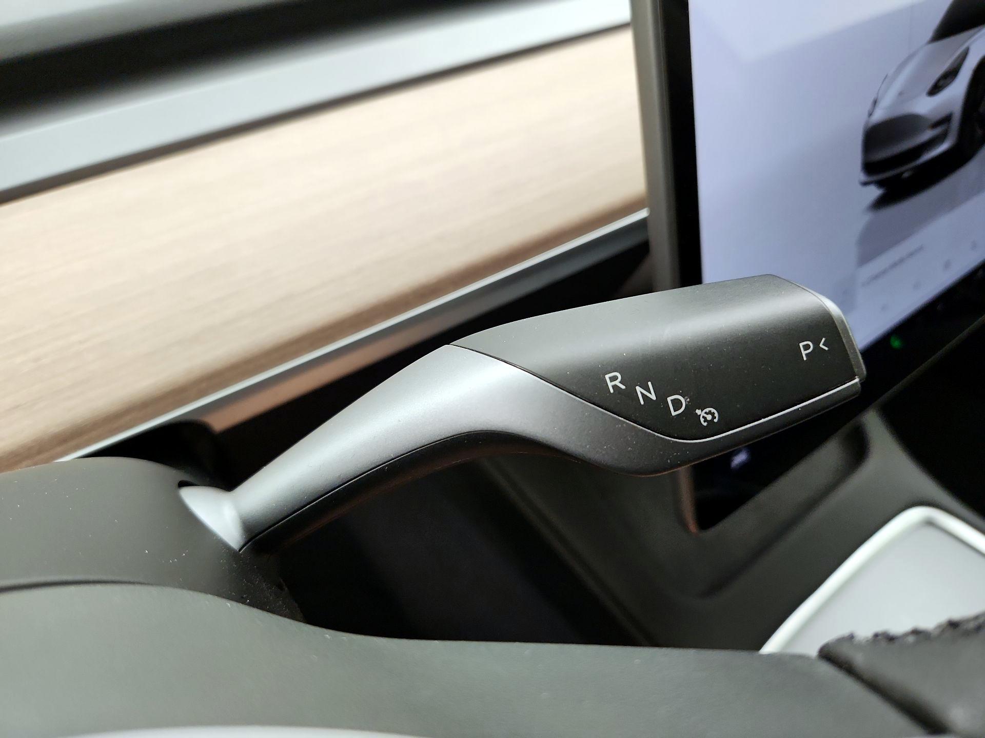 Thumbnail: 2023 Tesla Model 3 - 17
