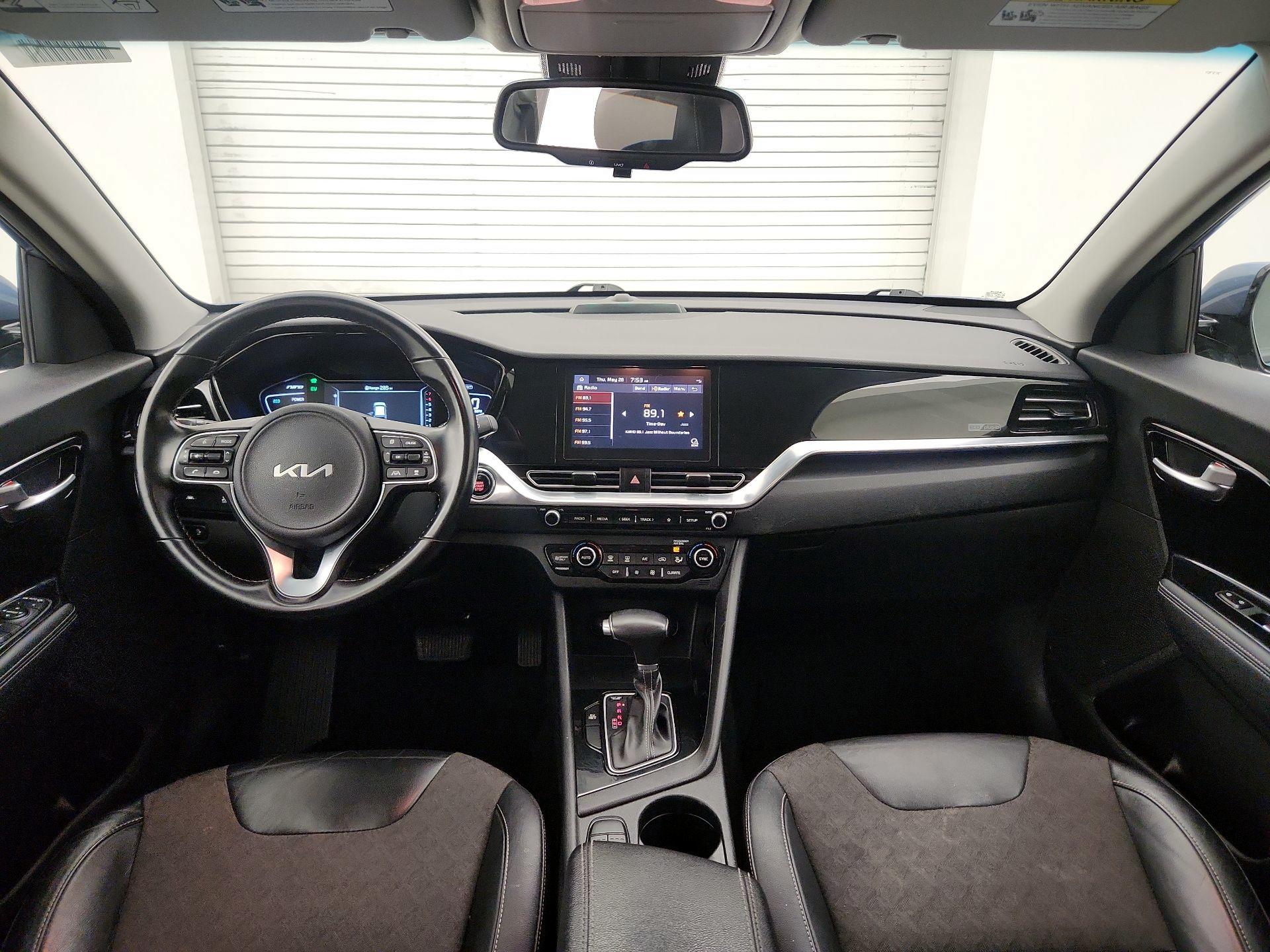 Thumbnail: 2022 Kia Niro - 9