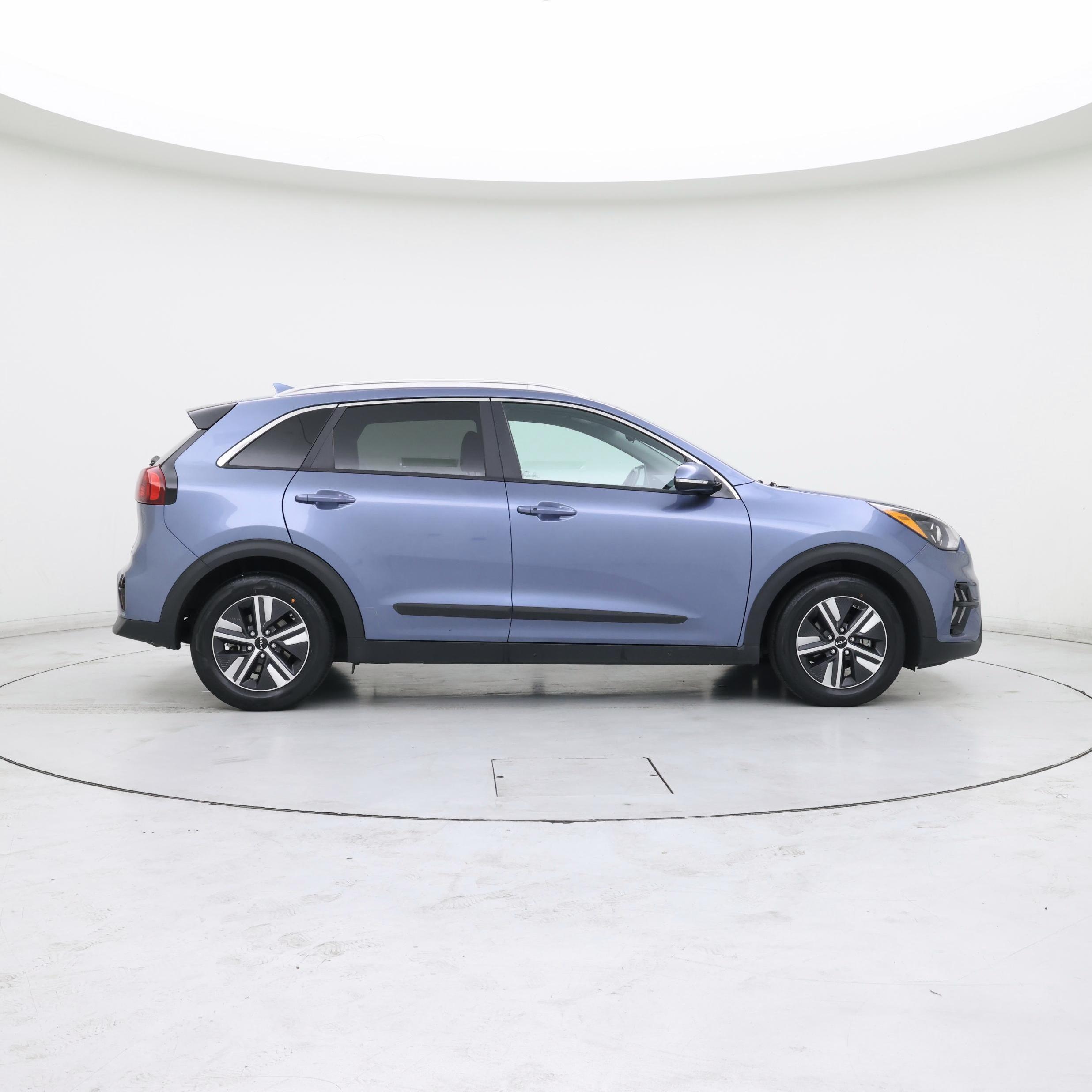 Thumbnail: 2022 Kia Niro - 7