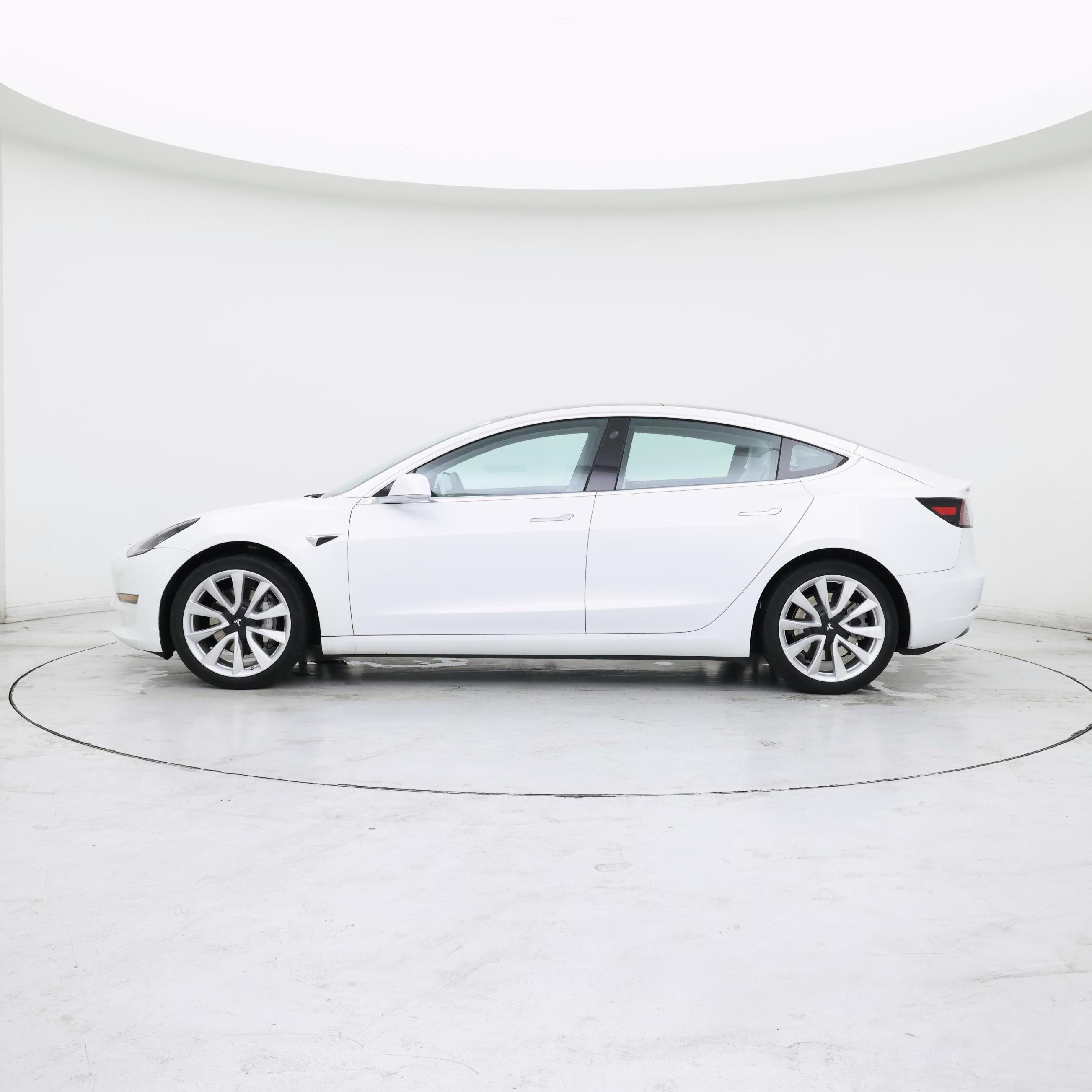 Thumbnail: 2019 Tesla Model 3 - 3