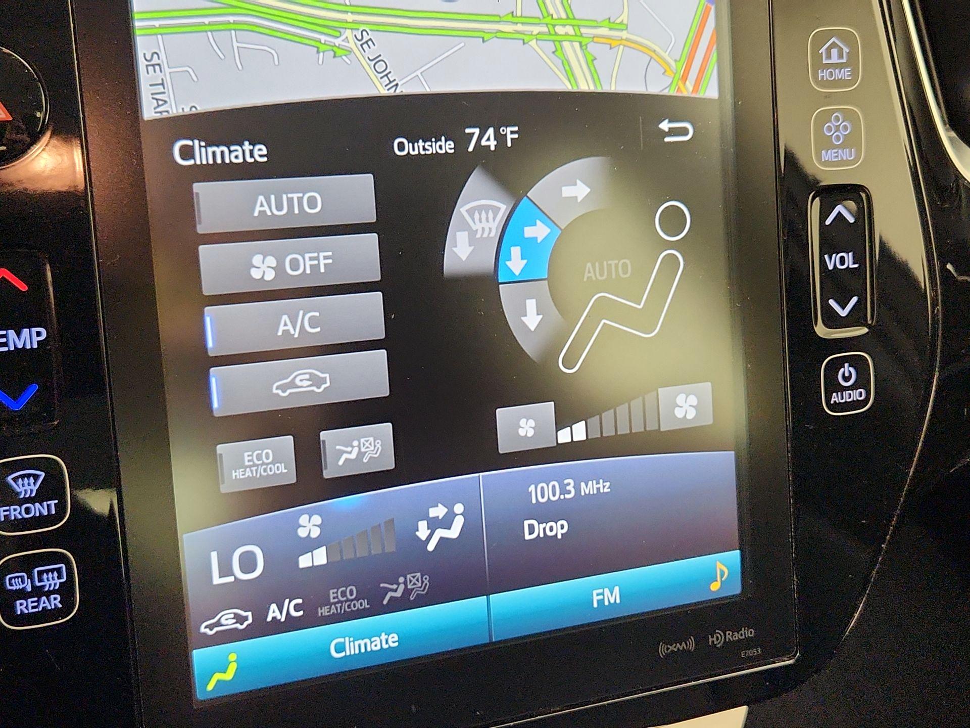Thumbnail: 2018 Toyota Prius - 17