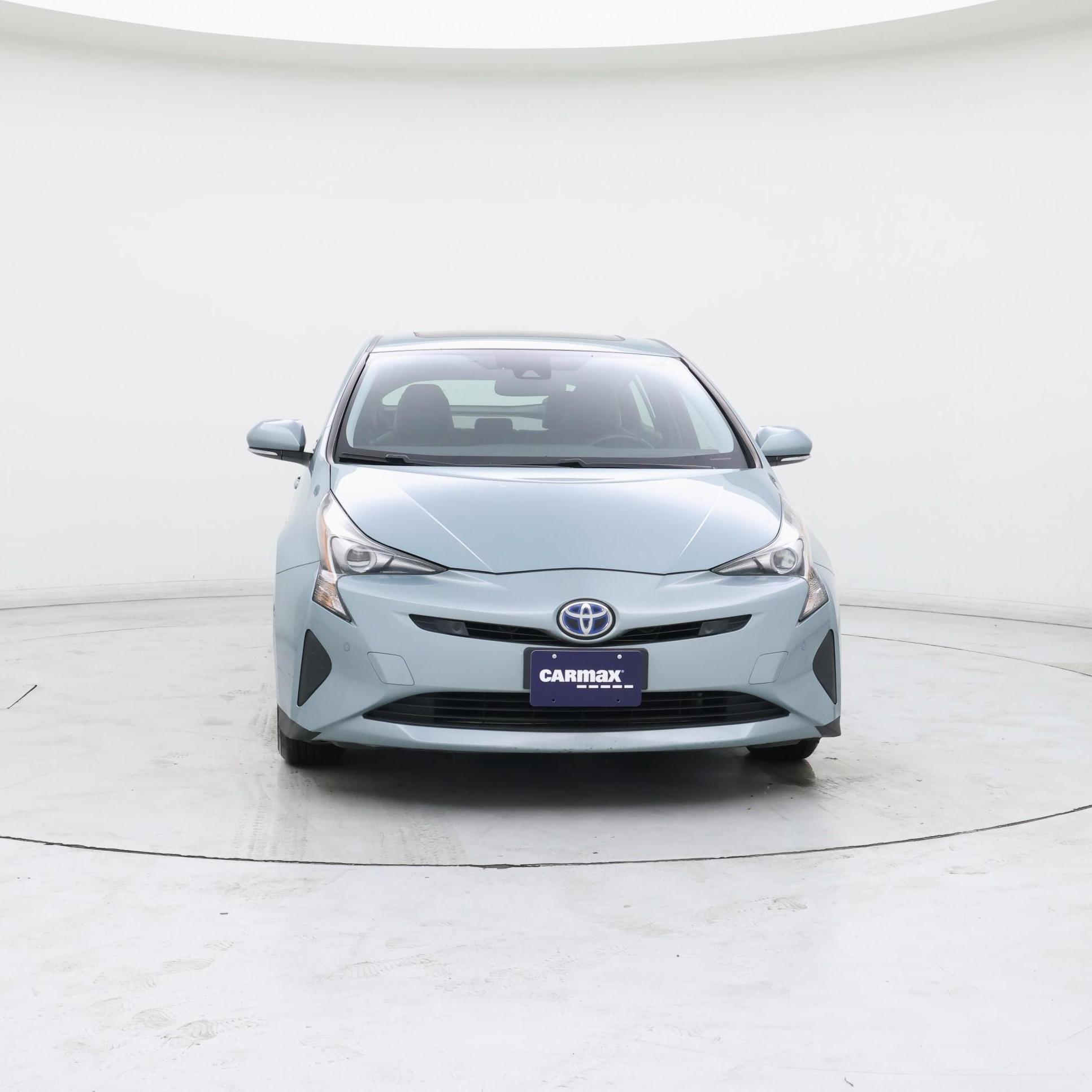 Thumbnail: 2018 Toyota Prius - 5