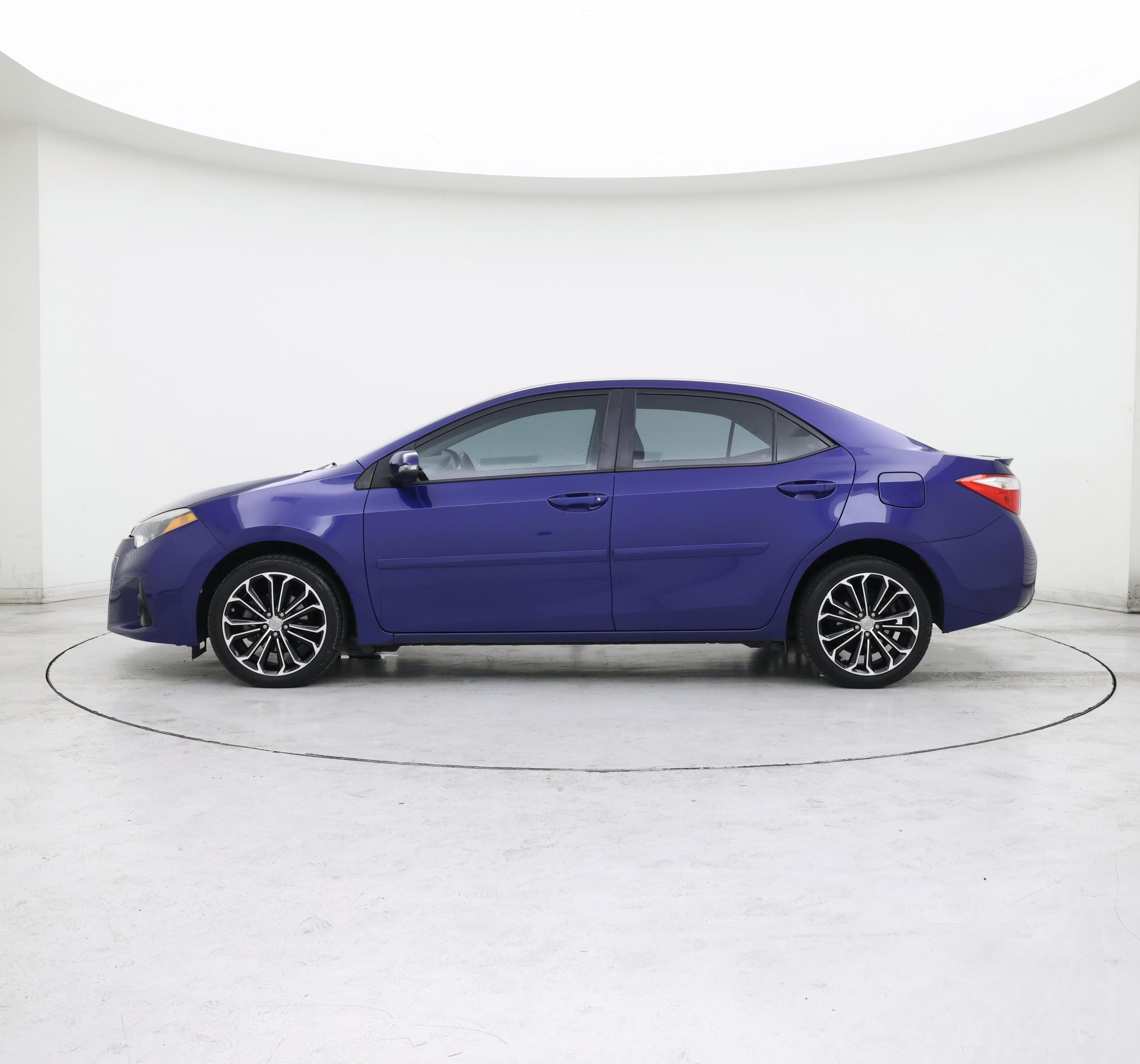Thumbnail: 2016 Toyota Corolla - 3