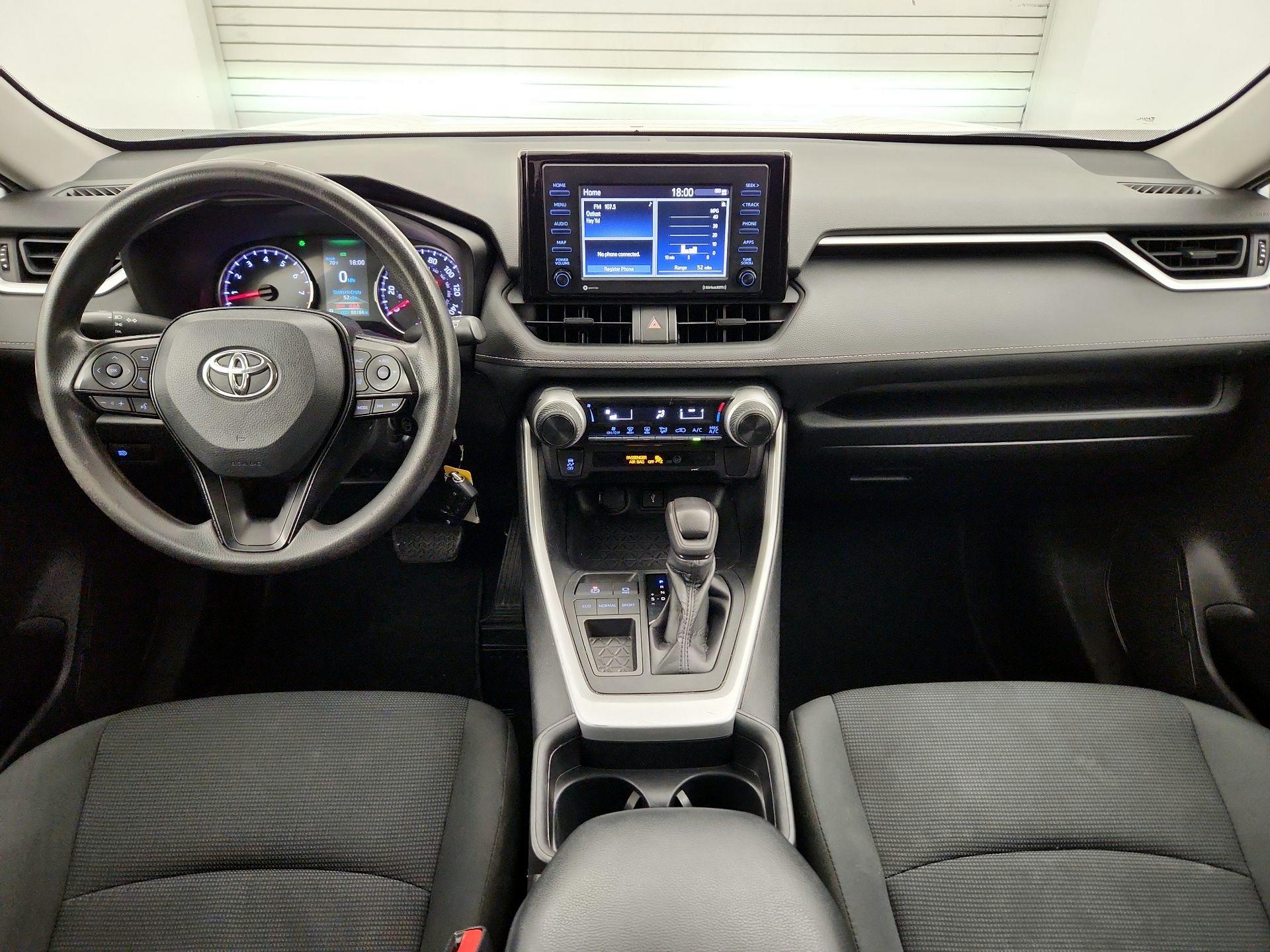 Thumbnail: 2021 Toyota RAV4 - 9