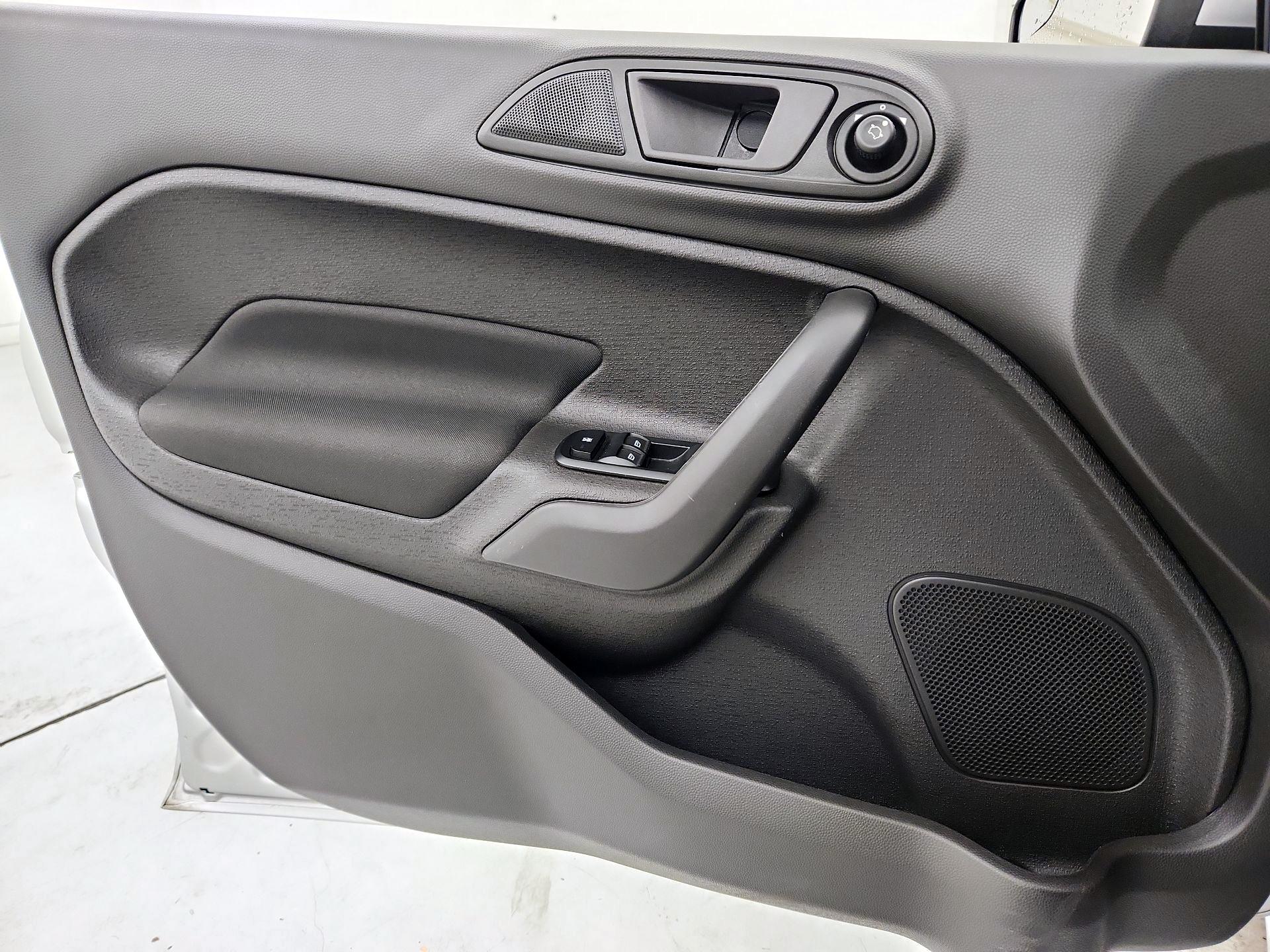 Thumbnail: 2019 Ford Fiesta - 12