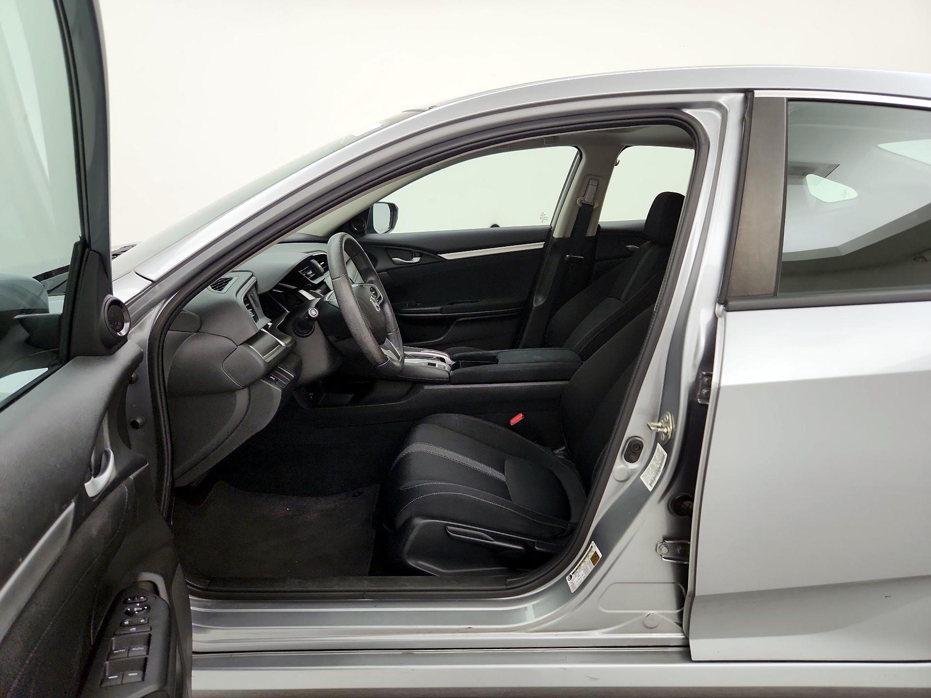 Thumbnail: 2016 Honda Civic - 11