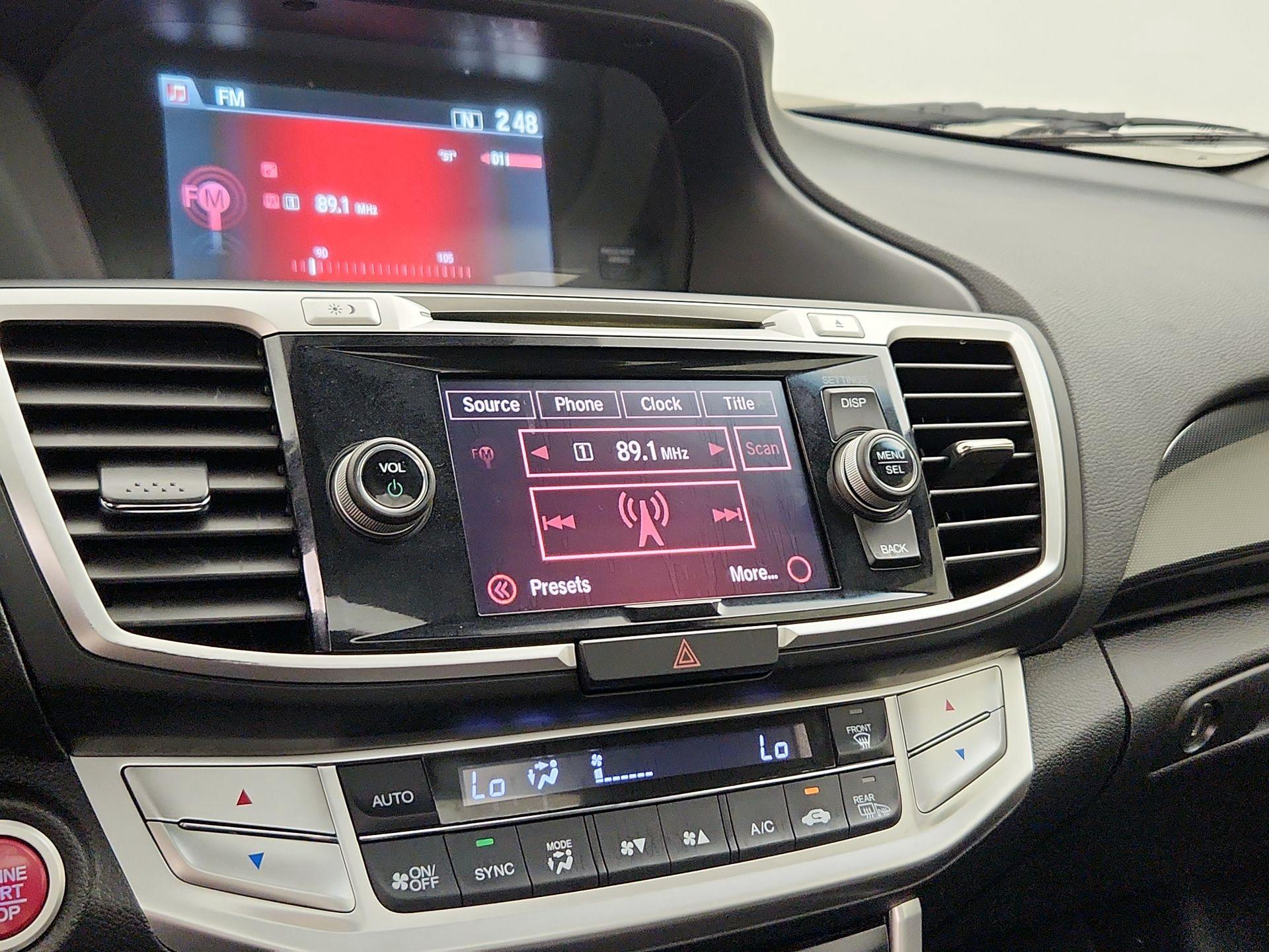 Thumbnail: 2015 Honda Accord - 15