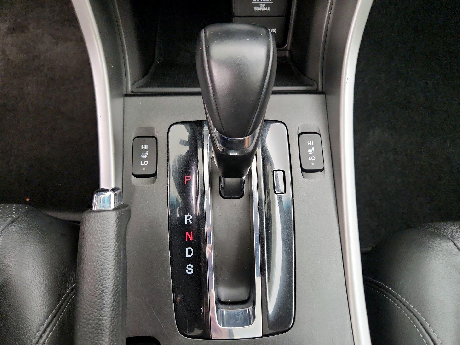 Thumbnail: 2015 Honda Accord - 17