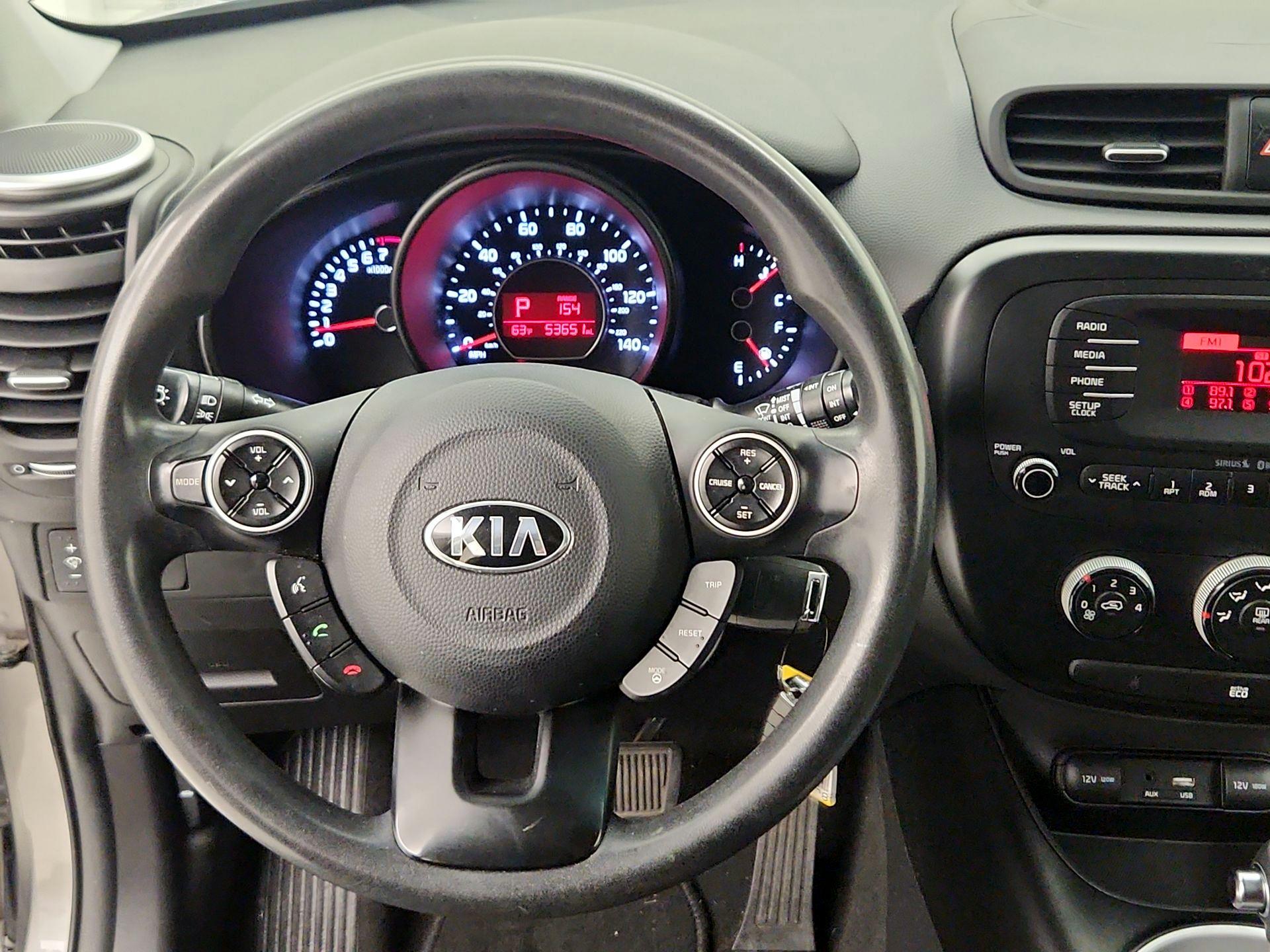Thumbnail: 2016 Kia Soul - 10