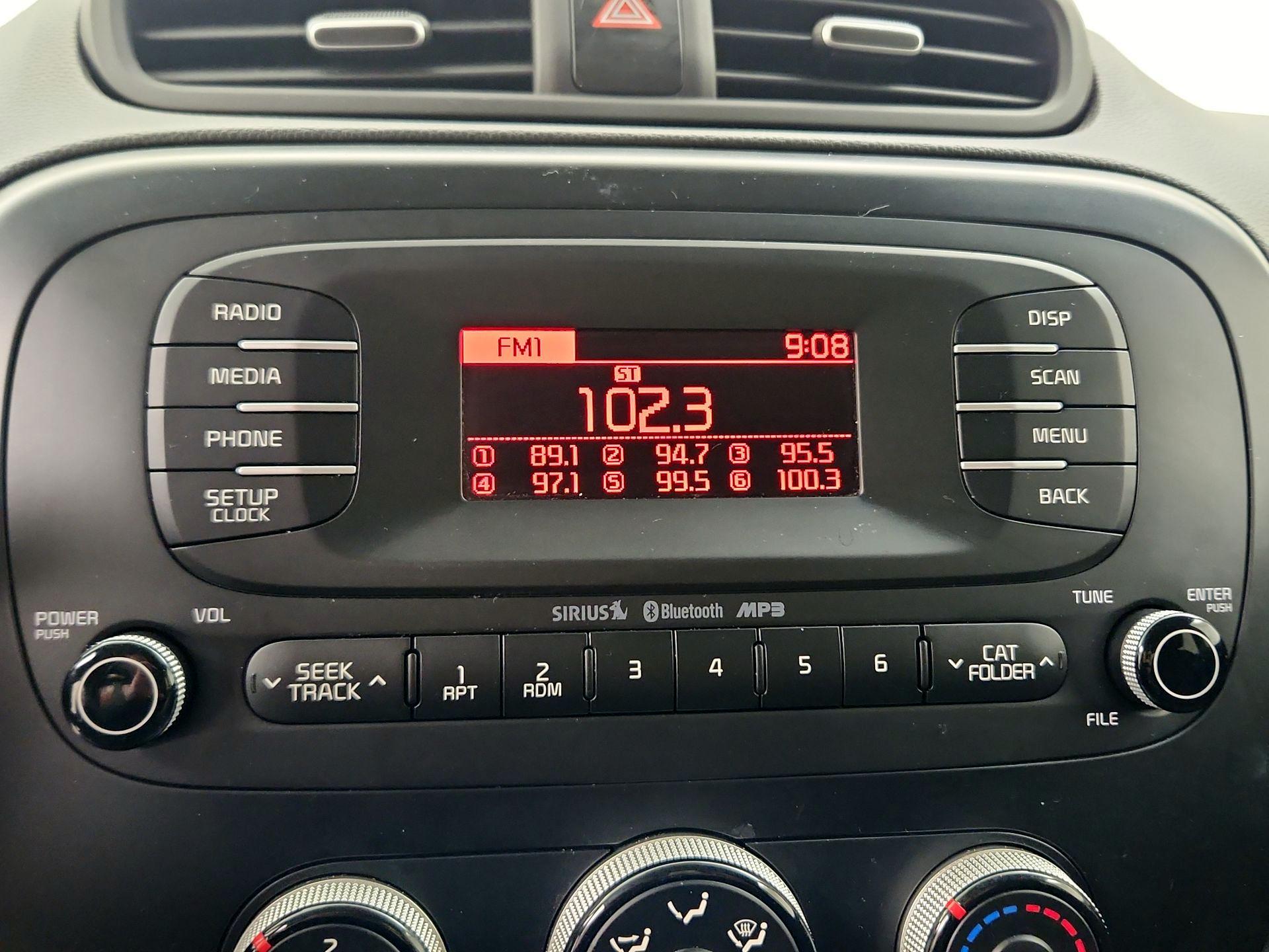 Thumbnail: 2016 Kia Soul - 14