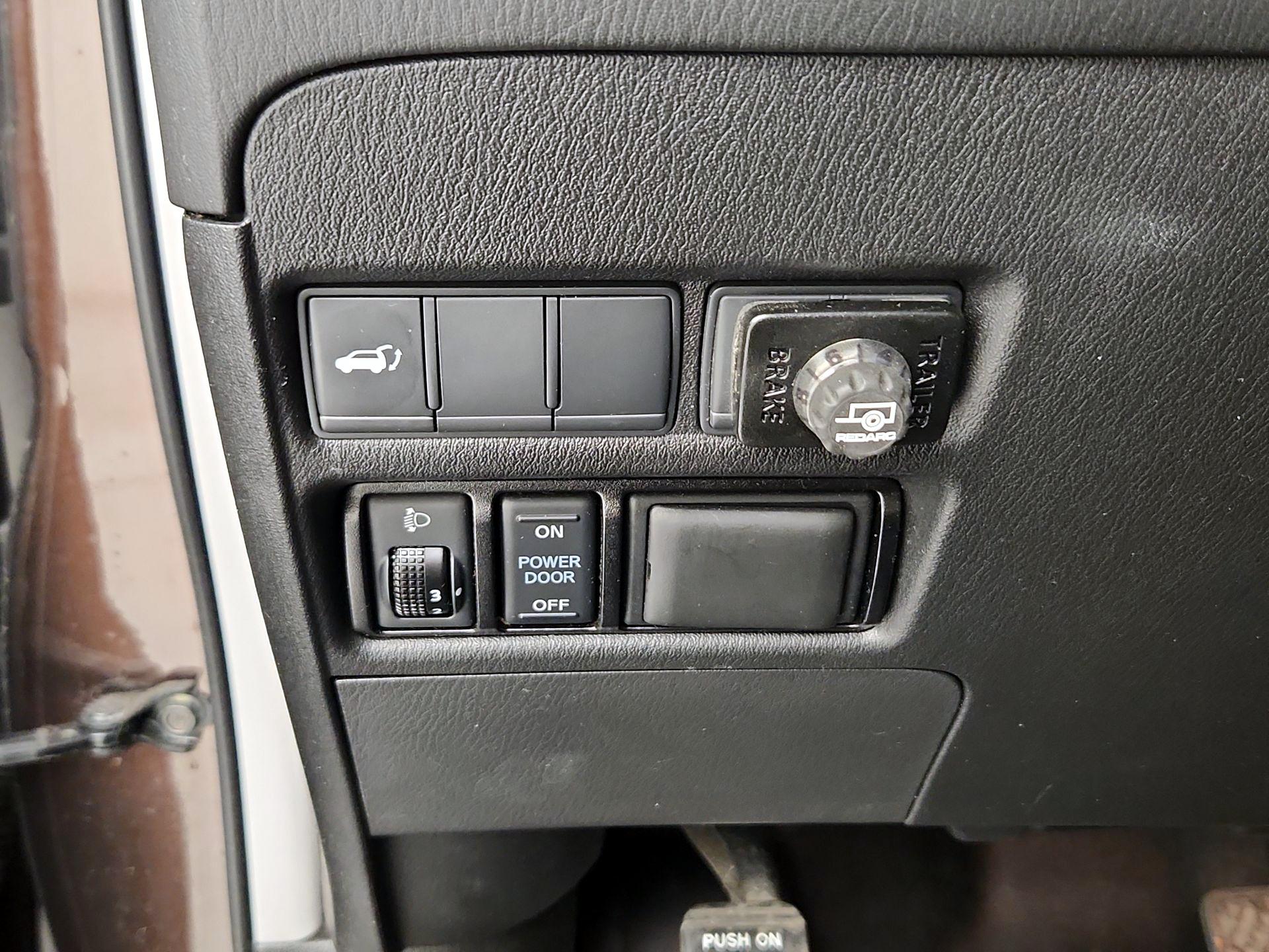 Thumbnail: 2018 Nissan Armada - 13