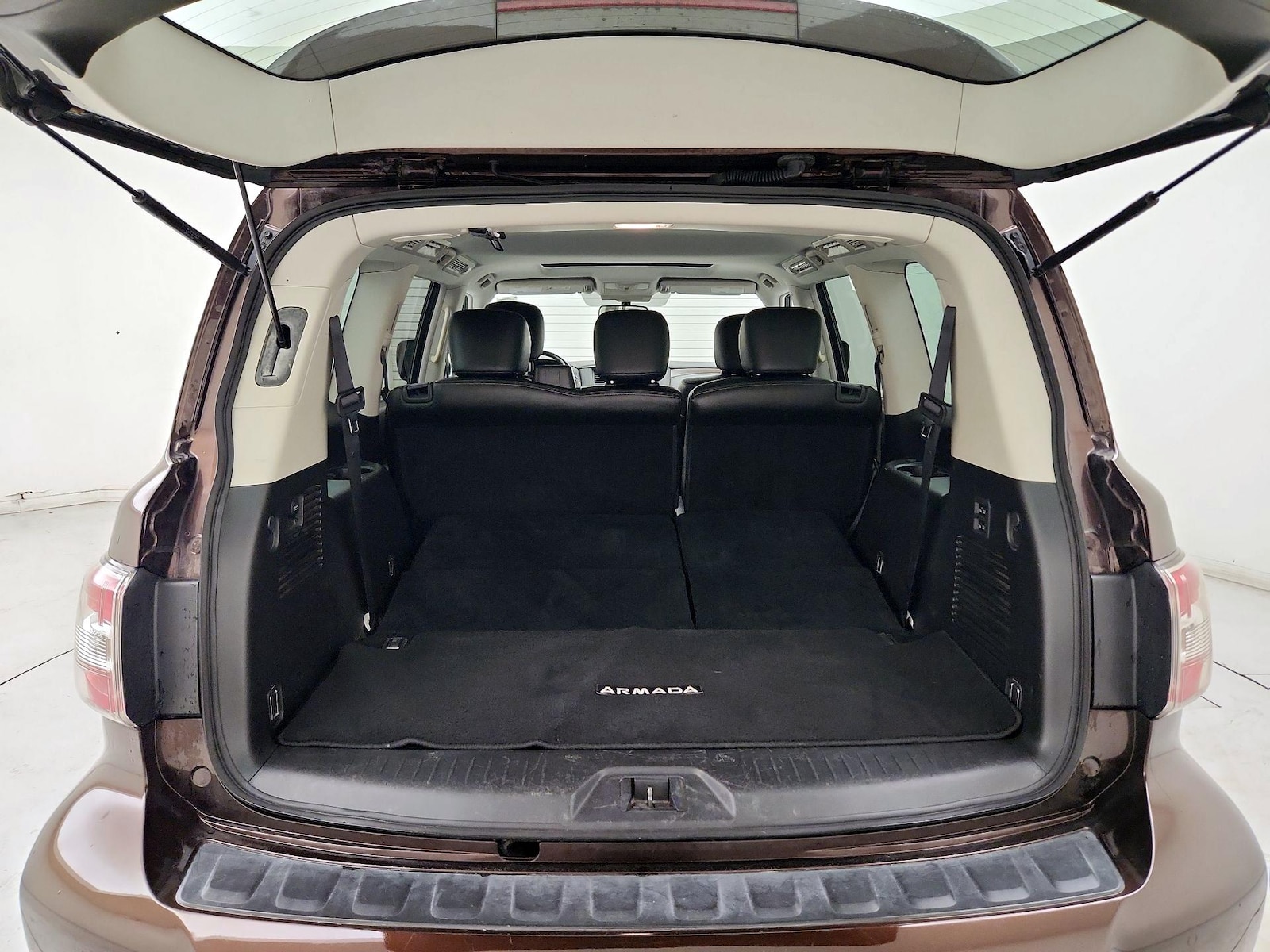 2018 Nissan Armada SL - Photo 25