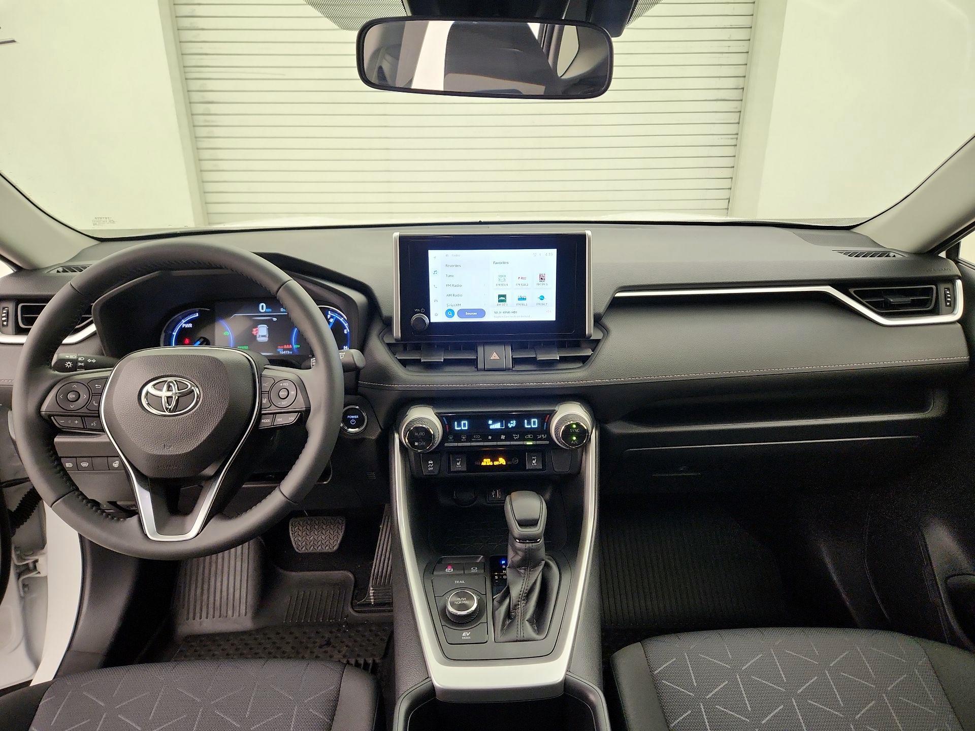 Thumbnail: 2024 Toyota RAV4 - 9