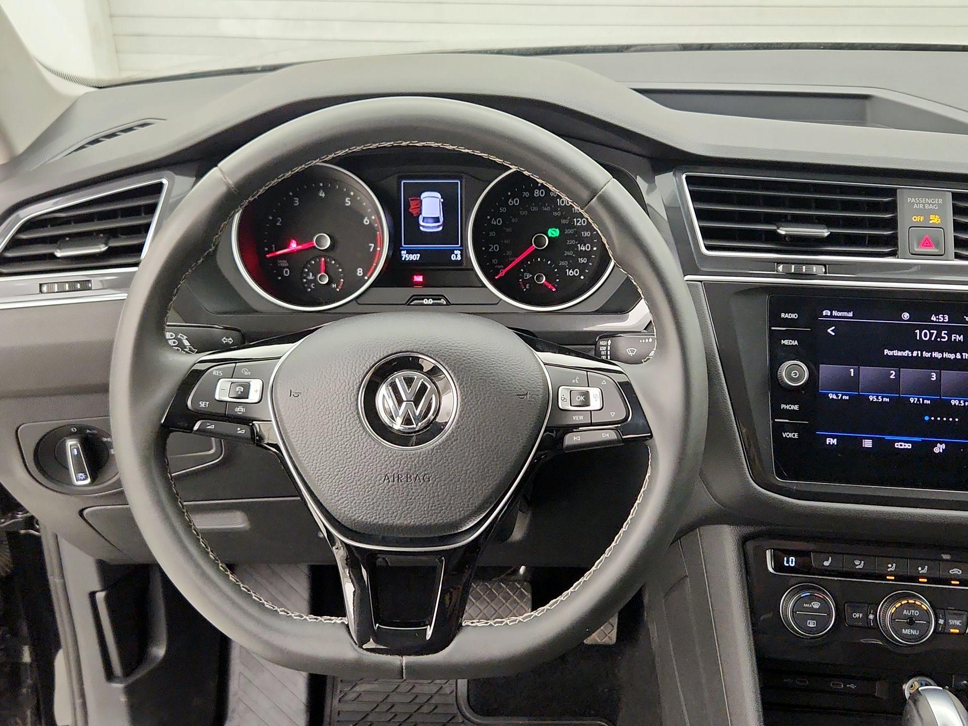 Thumbnail: 2021 Volkswagen Tiguan - 10