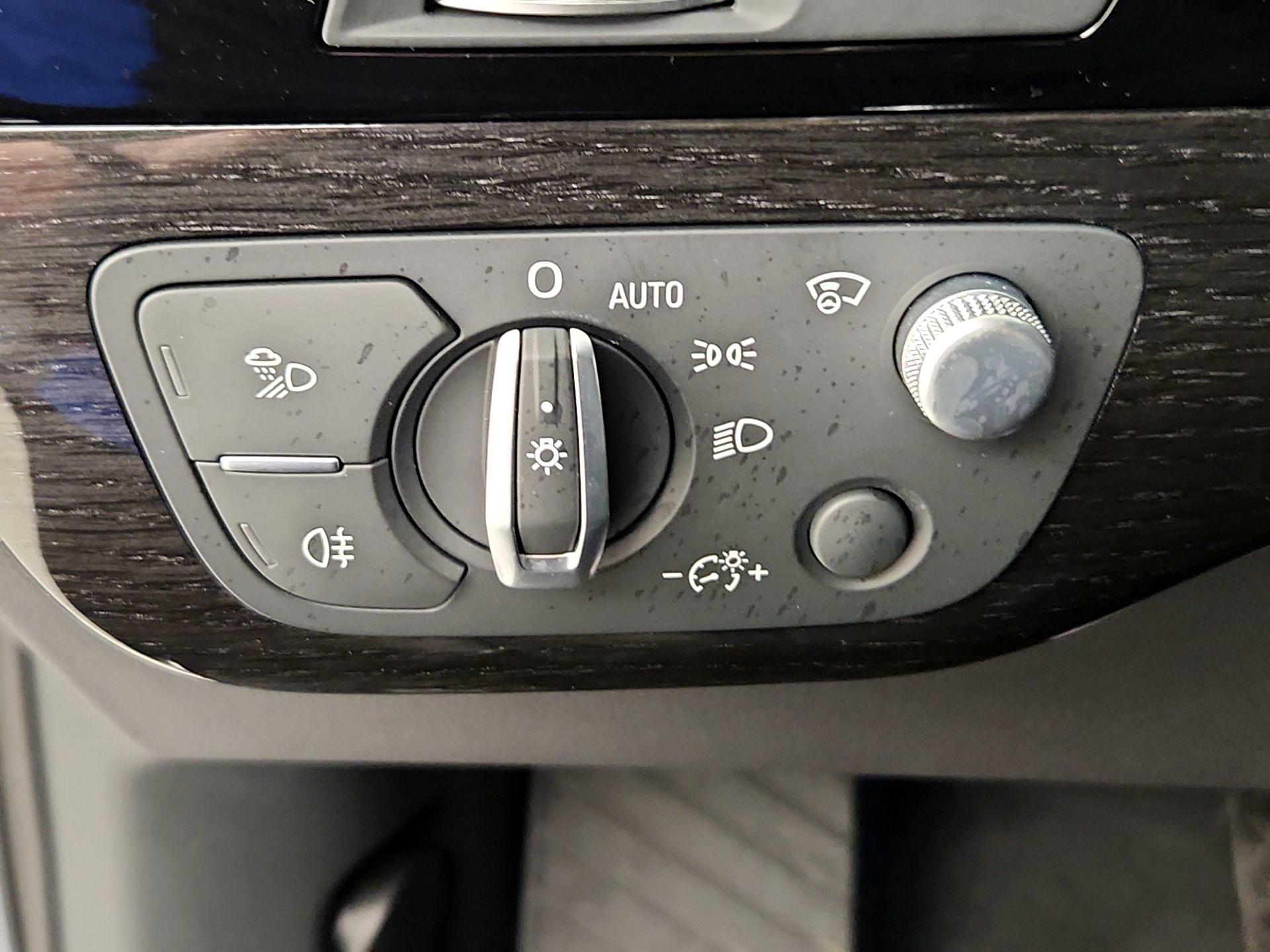 Thumbnail: 2019 Audi Q7 - 13