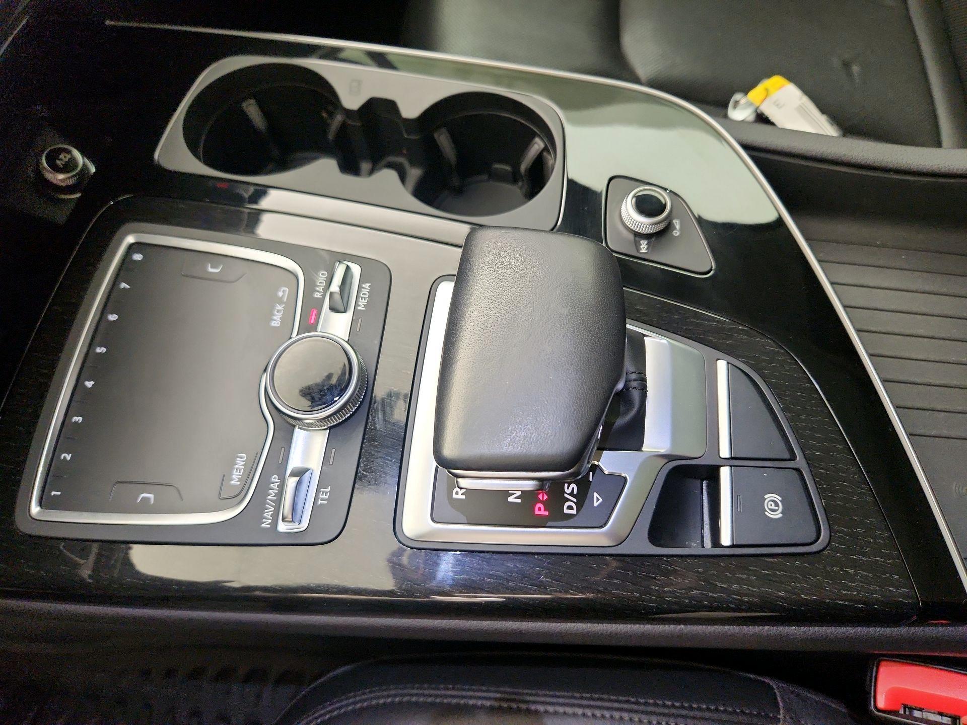 Thumbnail: 2019 Audi Q7 - 18