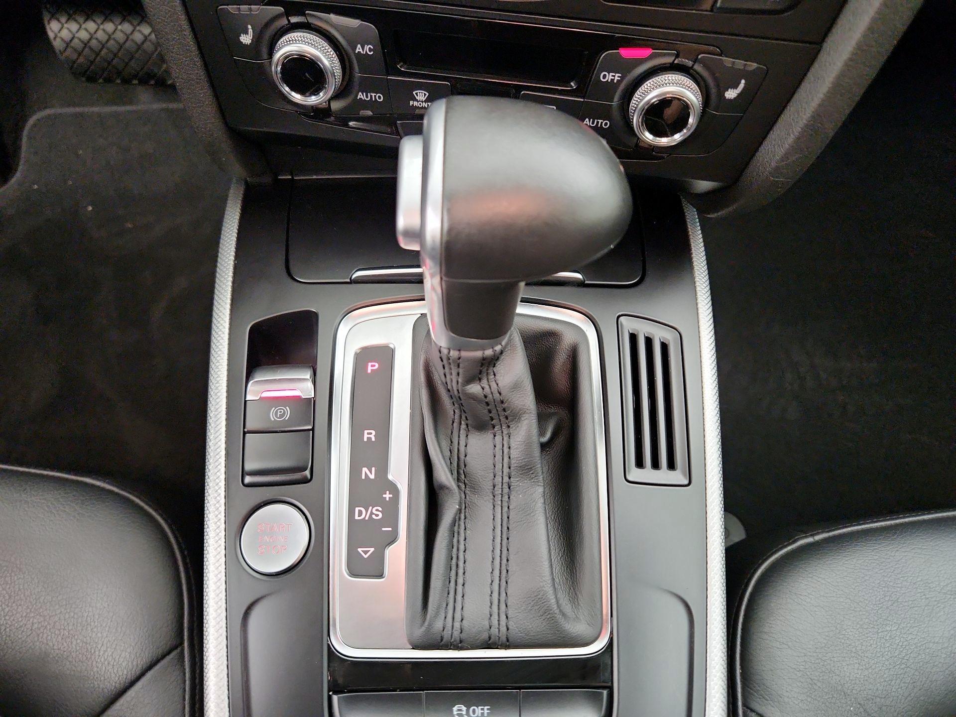 Thumbnail: 2016 Audi A4 - 16
