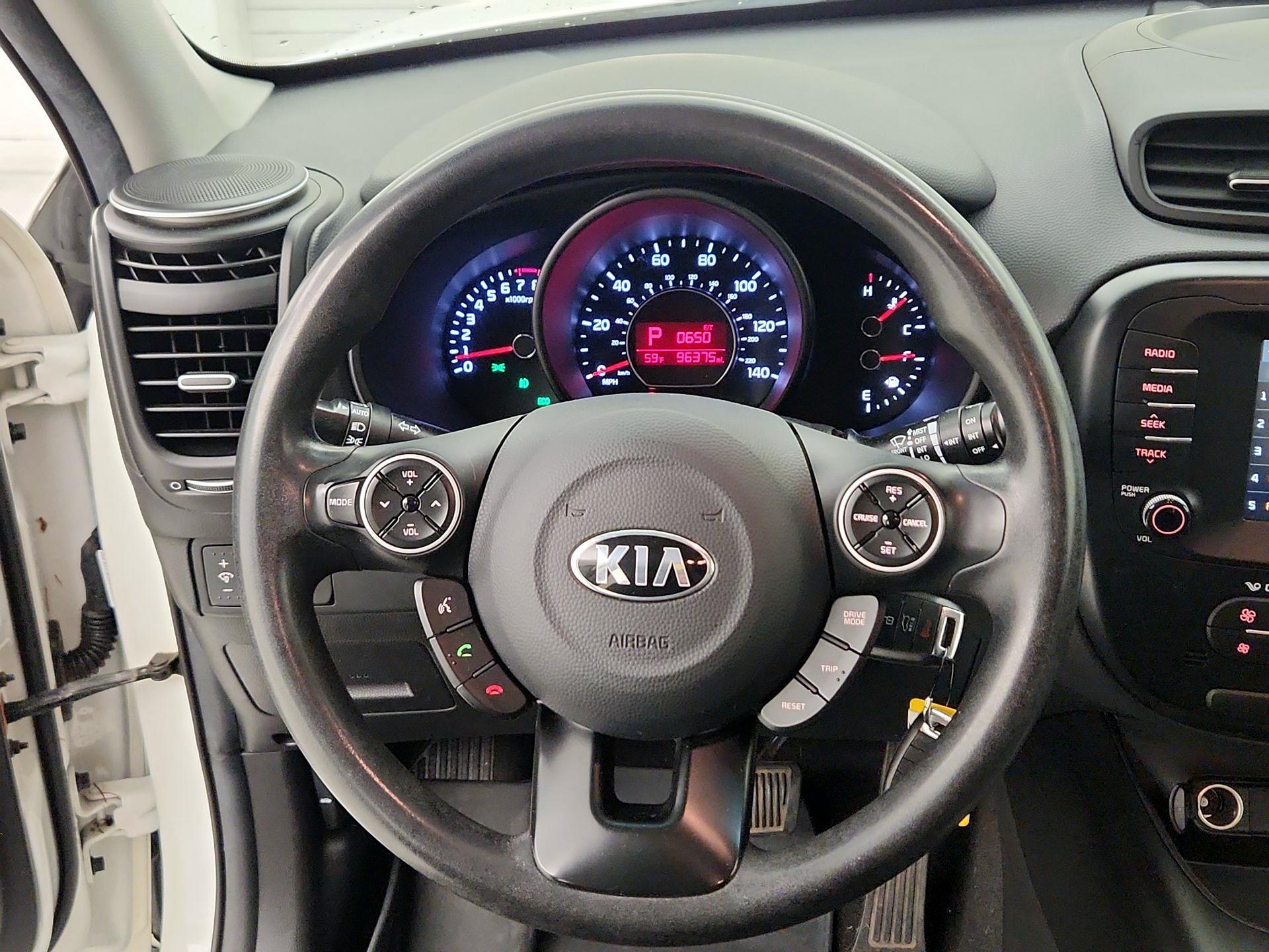 Thumbnail: 2018 Kia Soul - 10